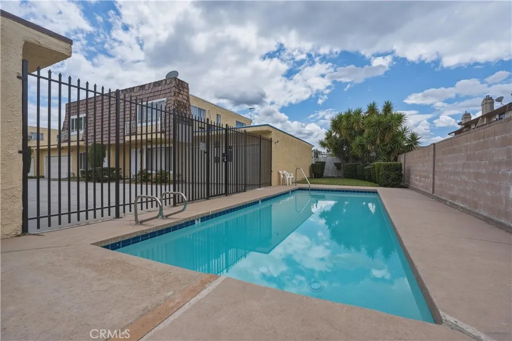 Additional image 63 of 8839 Cedros Avenue Unit 3, Panorama City, CA 91402