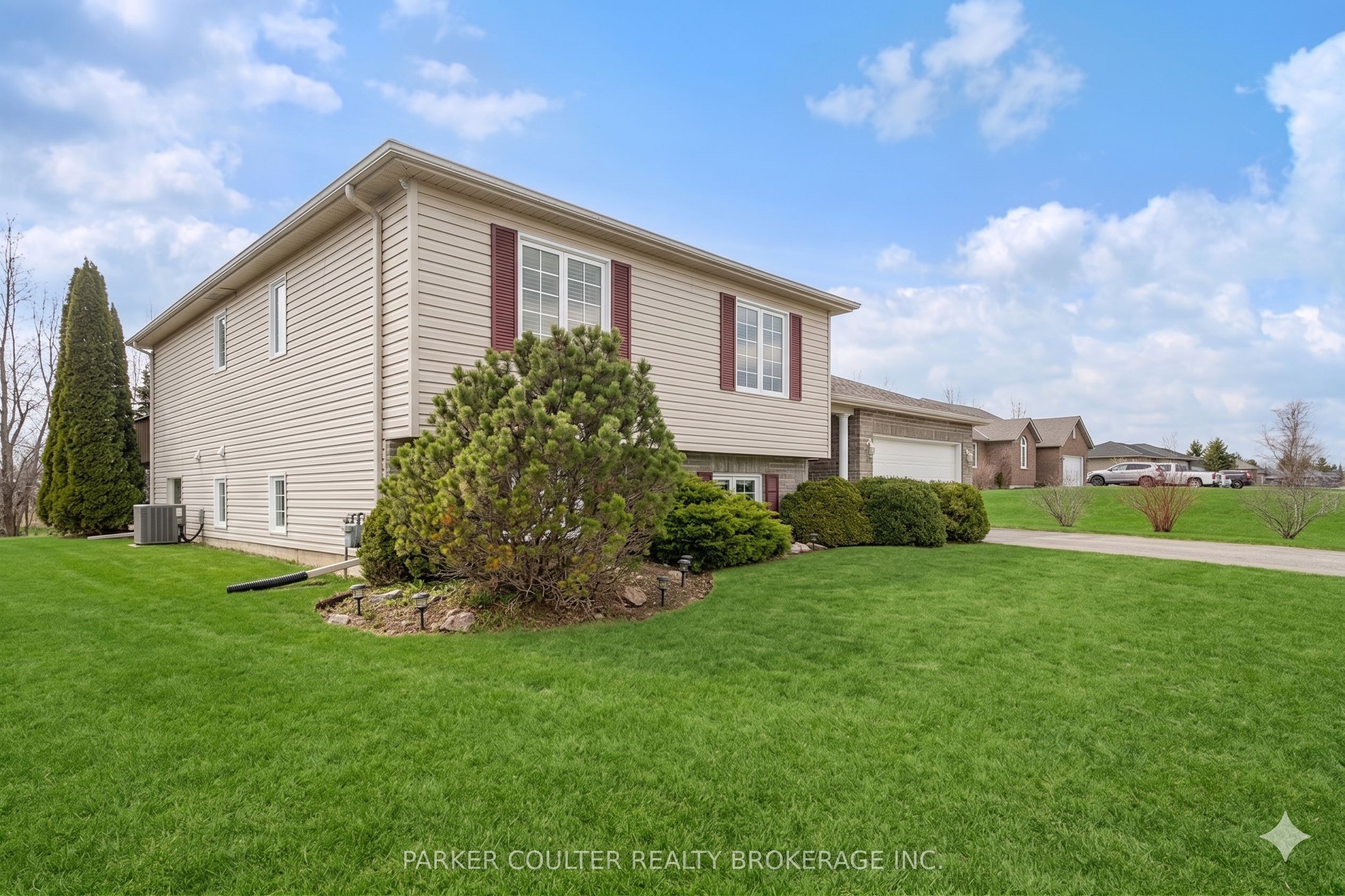 Additional image 2 of 4676 Zachary Crescent, Ramara, ON, L3V 0K8