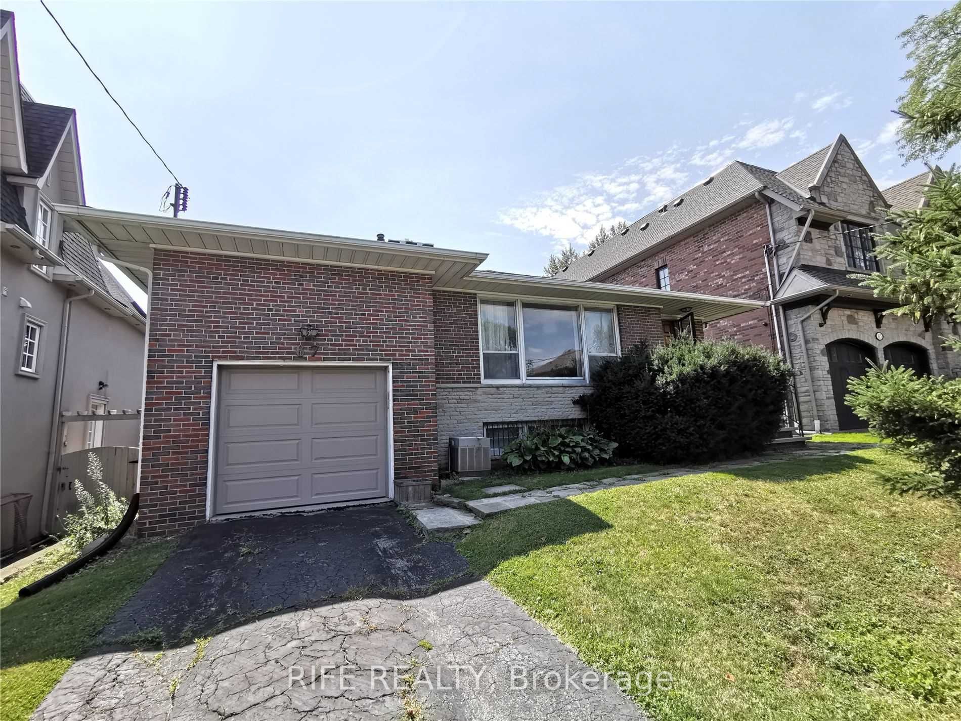 67 Munro Boulevard, Toronto, ON, M2P 1C3