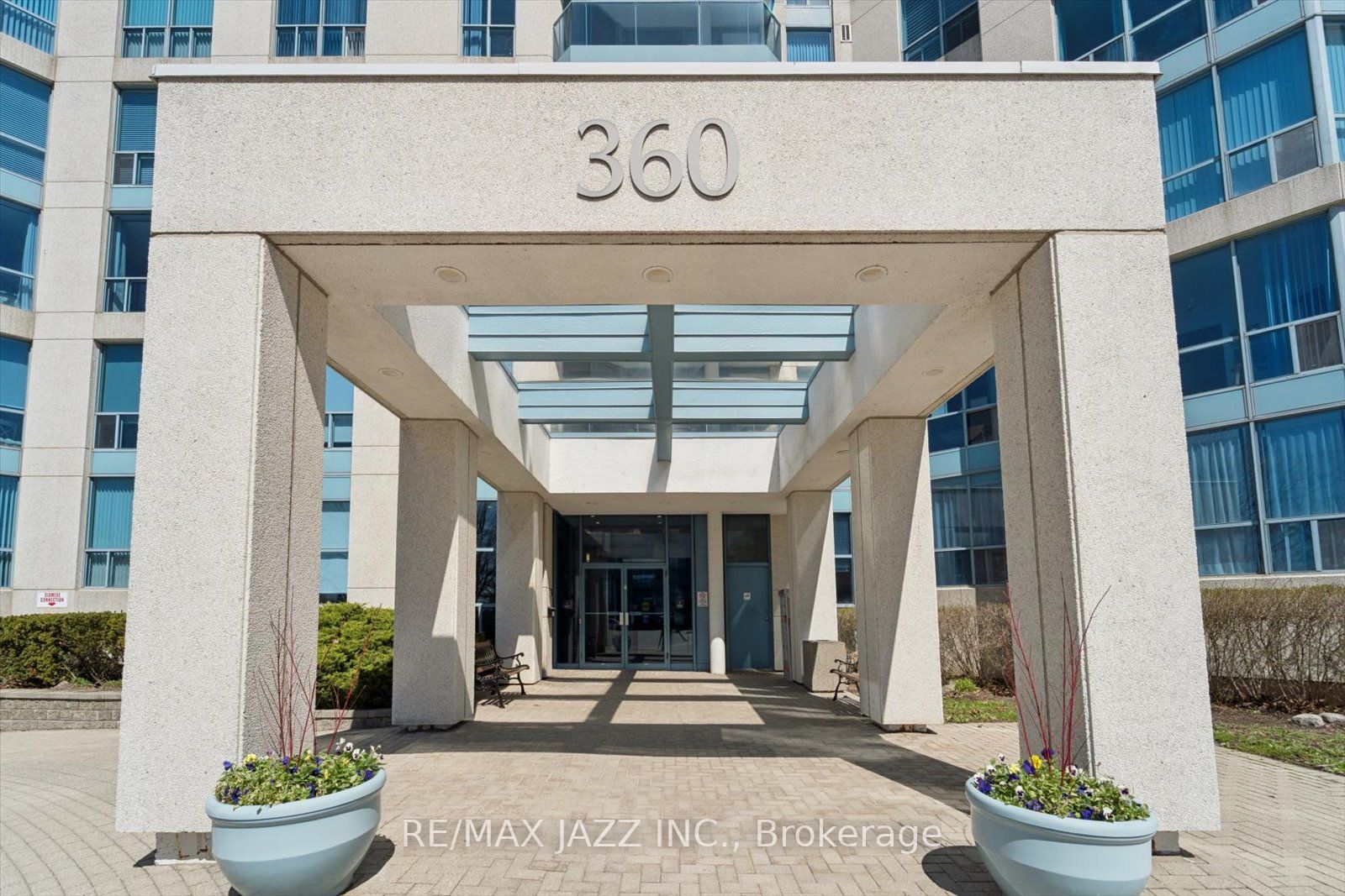 Additional image 2 of 1112-360 Watson Street W, Whitby, ON, L1N 9G2