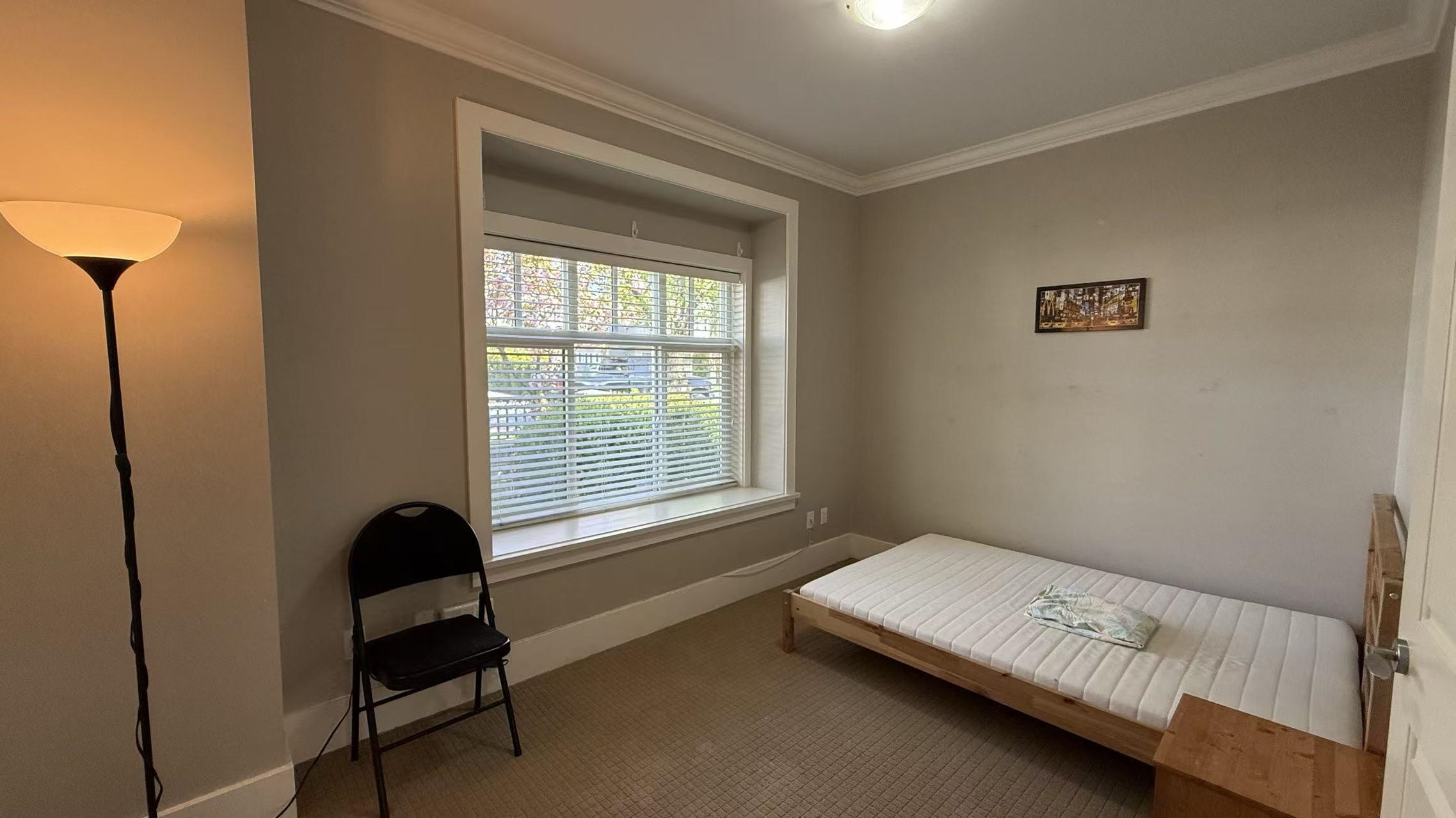Additional image 3 of Rental Suite-74 18th Avenue, Burnaby, BC, V3N 1H7