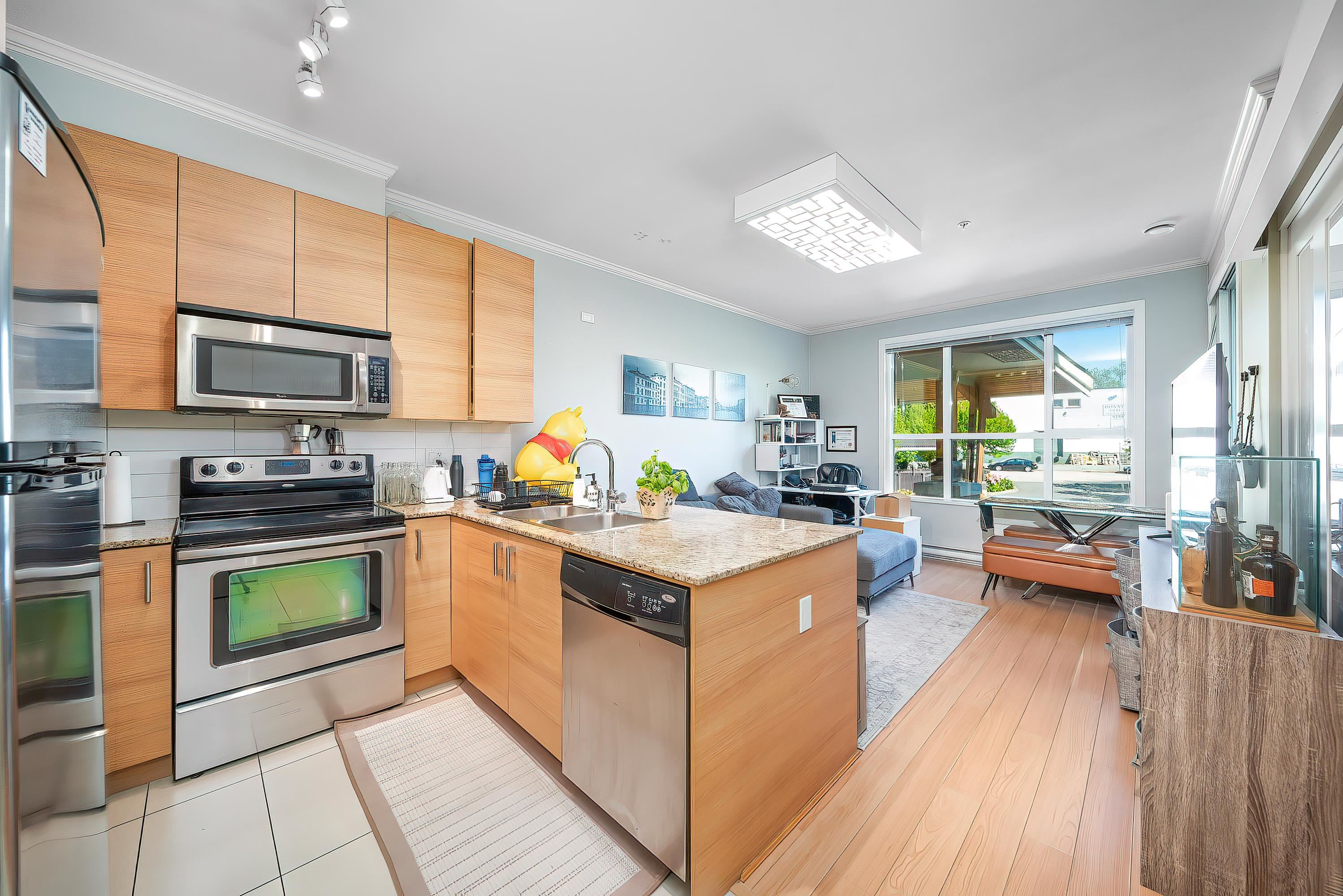 Additional image 5 of 214-5788 Sidley Street, Burnaby, BC, V5J 5E5
