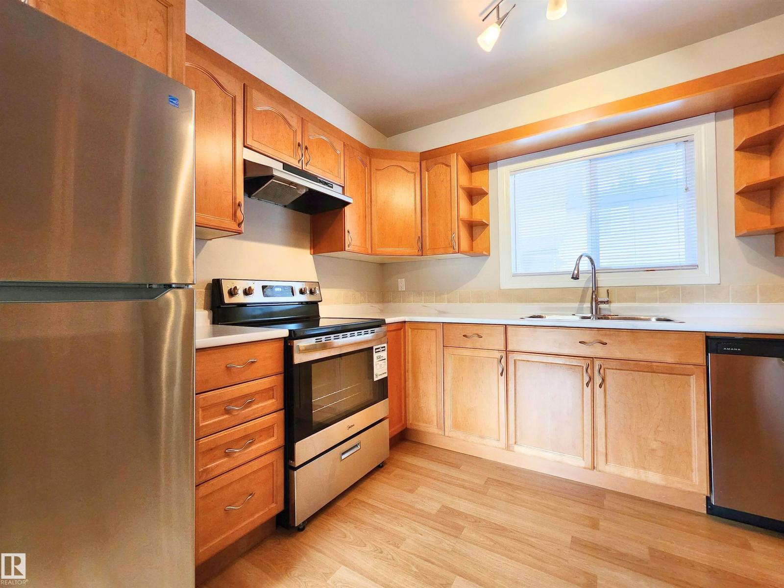 Additional image 5 of 69-3812 20 Avenue NW, Edmonton, AB, T6L4B2