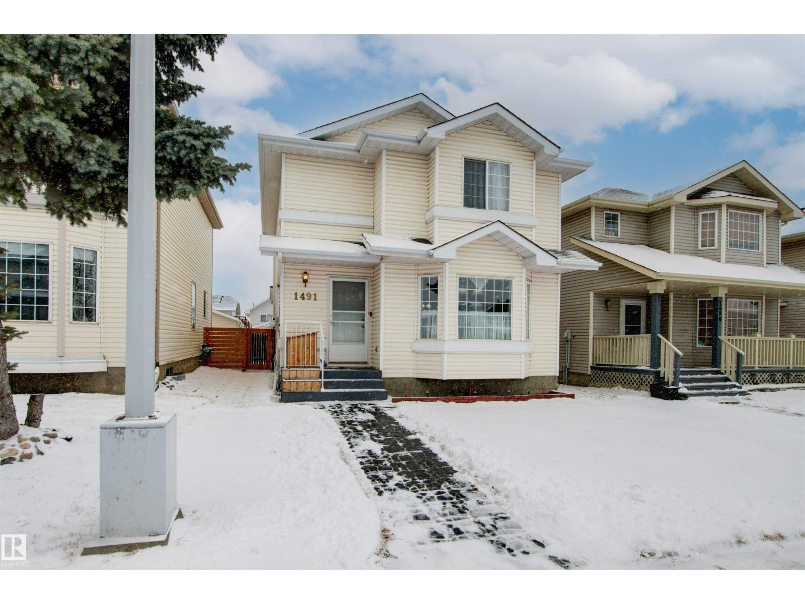1491 Jefferys Crescent NW, Edmonton, AB, T6L6T1