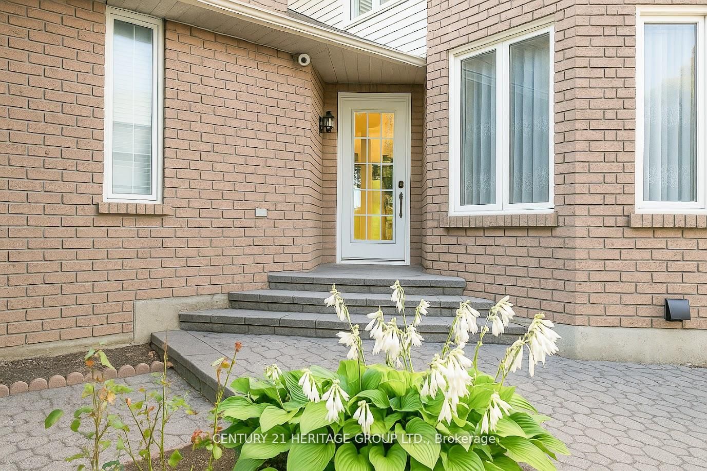 Additional image 4 of 824 Thornton Road N, Oshawa, ON, L1J 7N2