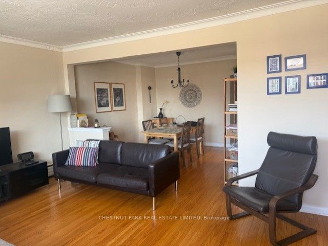 Additional image 2 of 757 Lawrence Avenue W, Toronto, ON, M6A 1B7