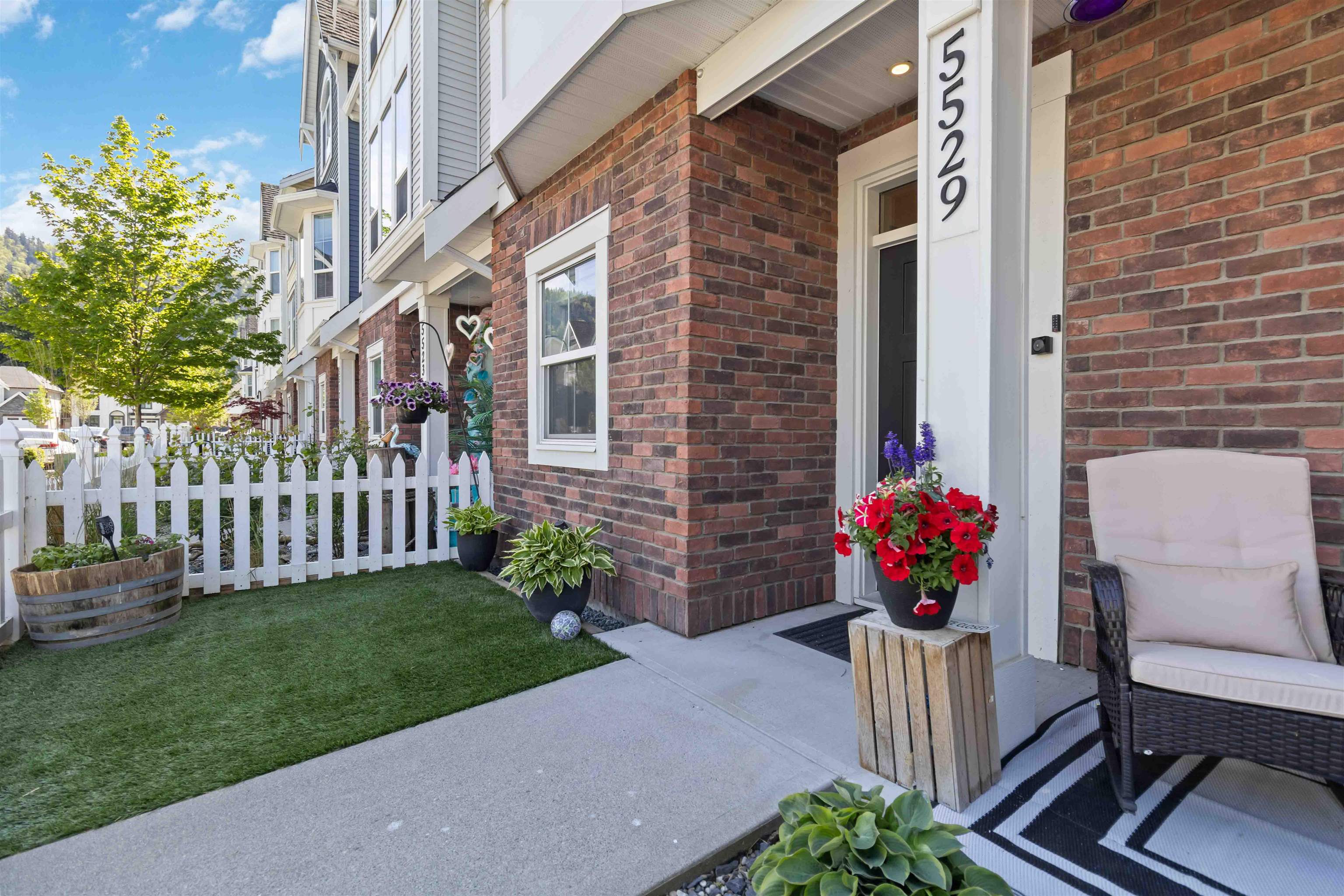 Additional image 5 of 5529 Driftwood Street, Chilliwack, BC, V2R 6A3