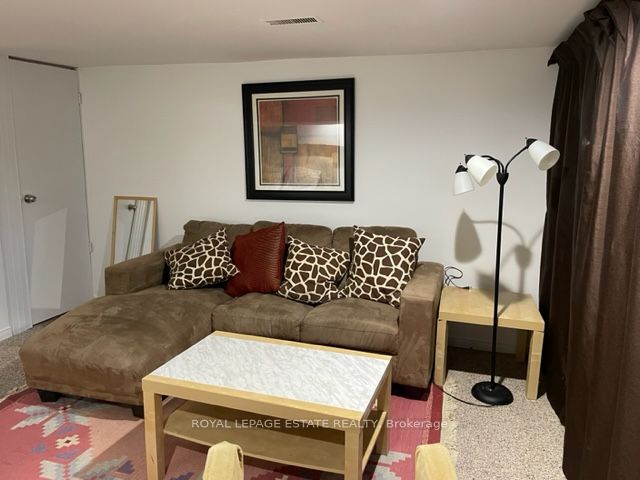 Additional image 6 of Basement-11 Keystone Avenue, Toronto, ON, M4C 1G9