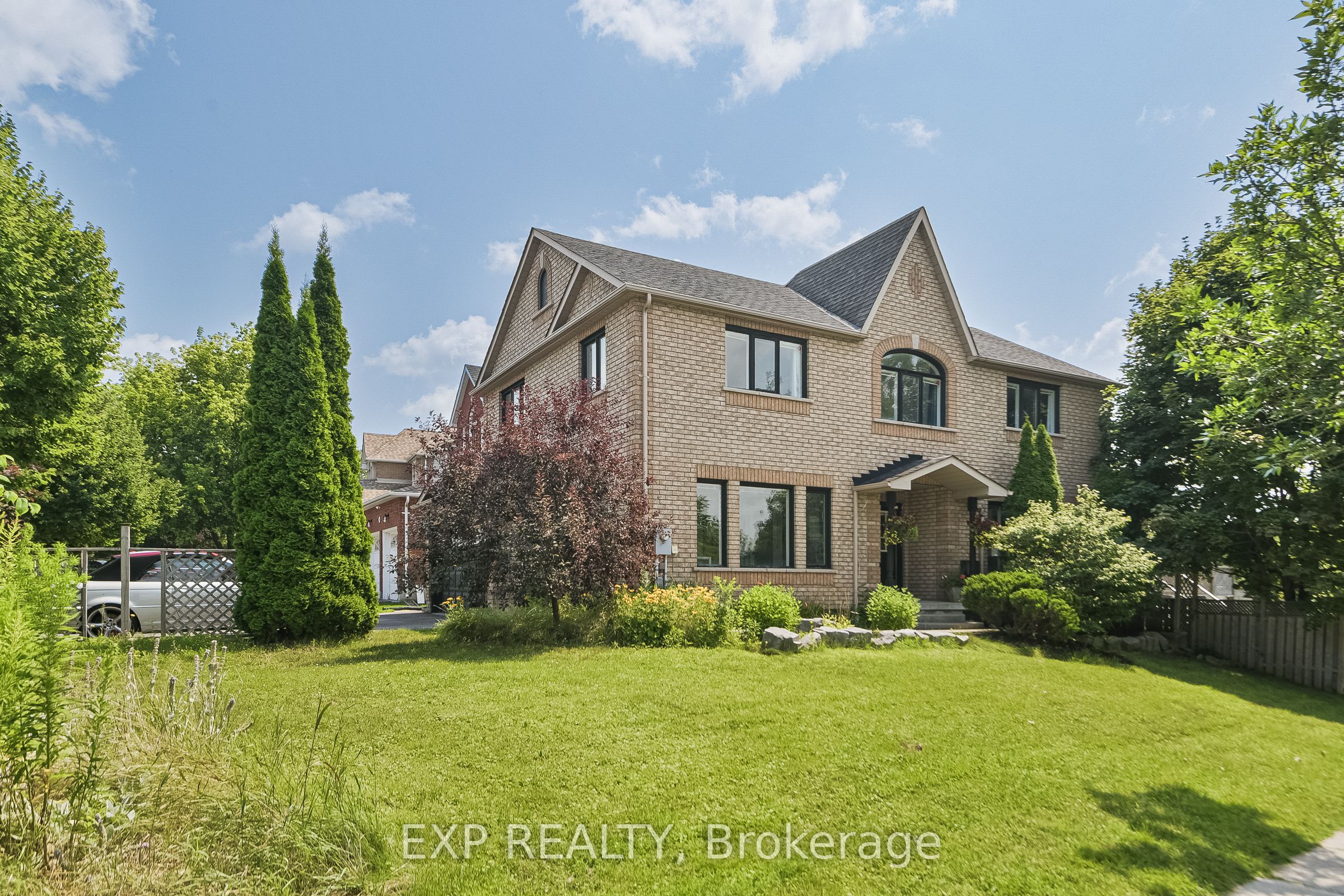 29 Batson Drive, Aurora, ON, L4G 7G8