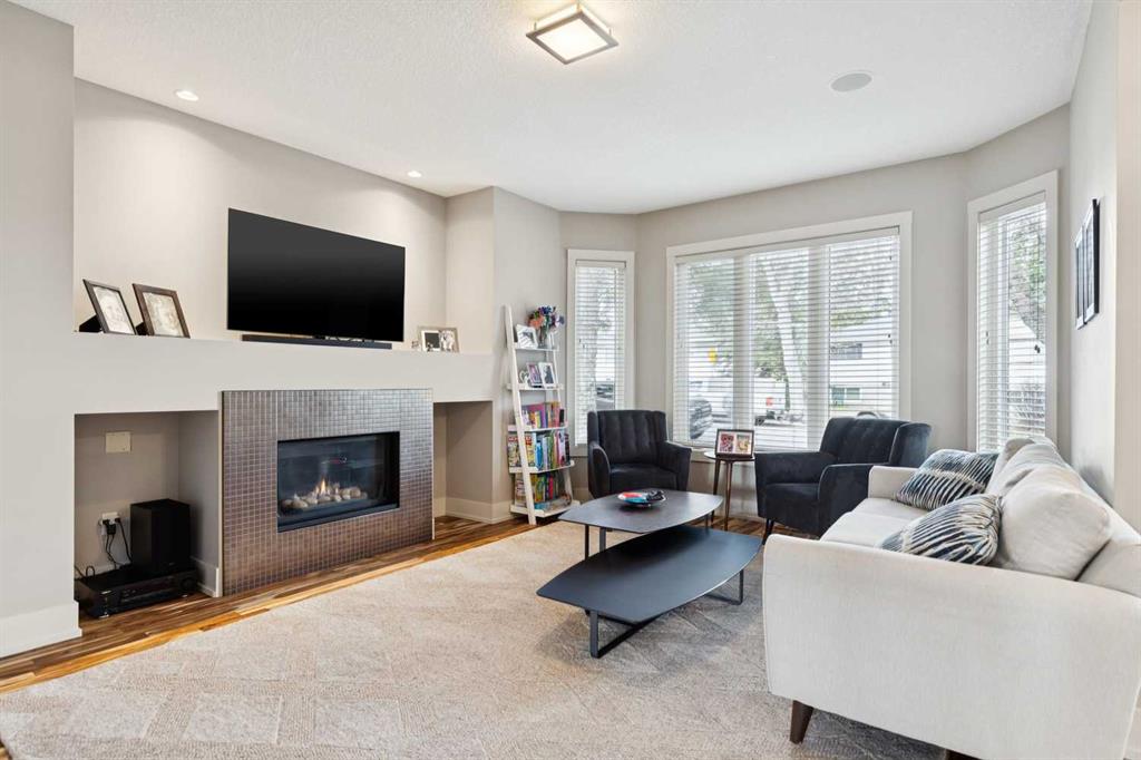 Additional image 5 of 2814 41 Street SW, Calgary, AB, T3E 3K8
