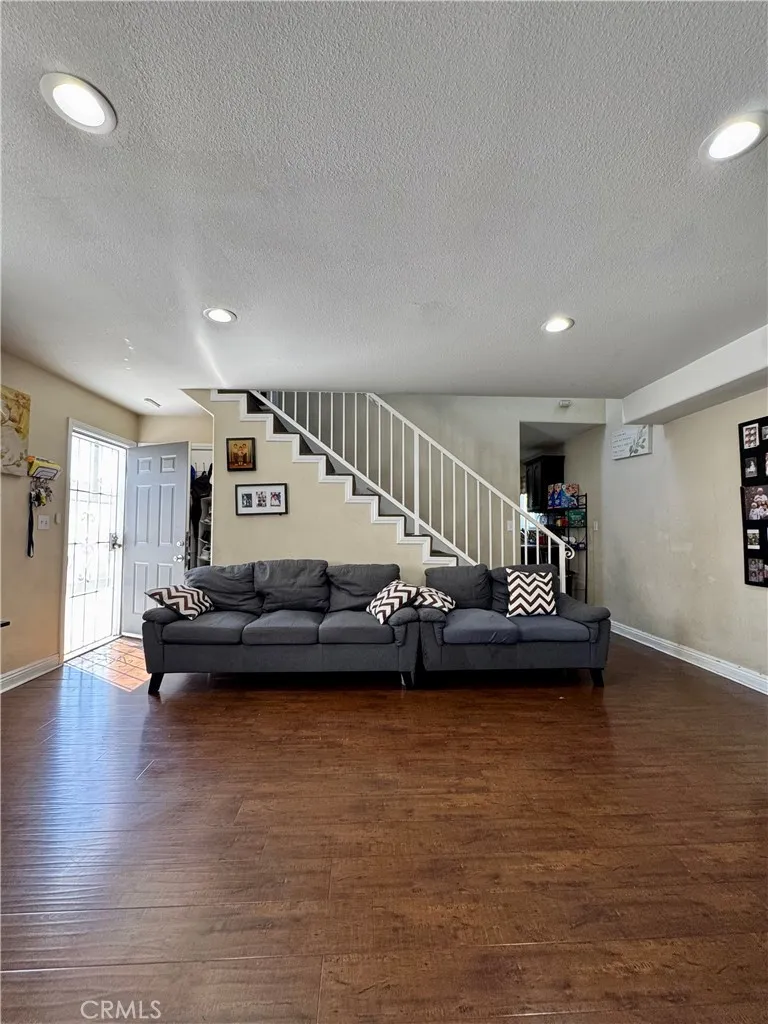 Additional image 24 of 355 W 84th, Los Angeles, CA 90003