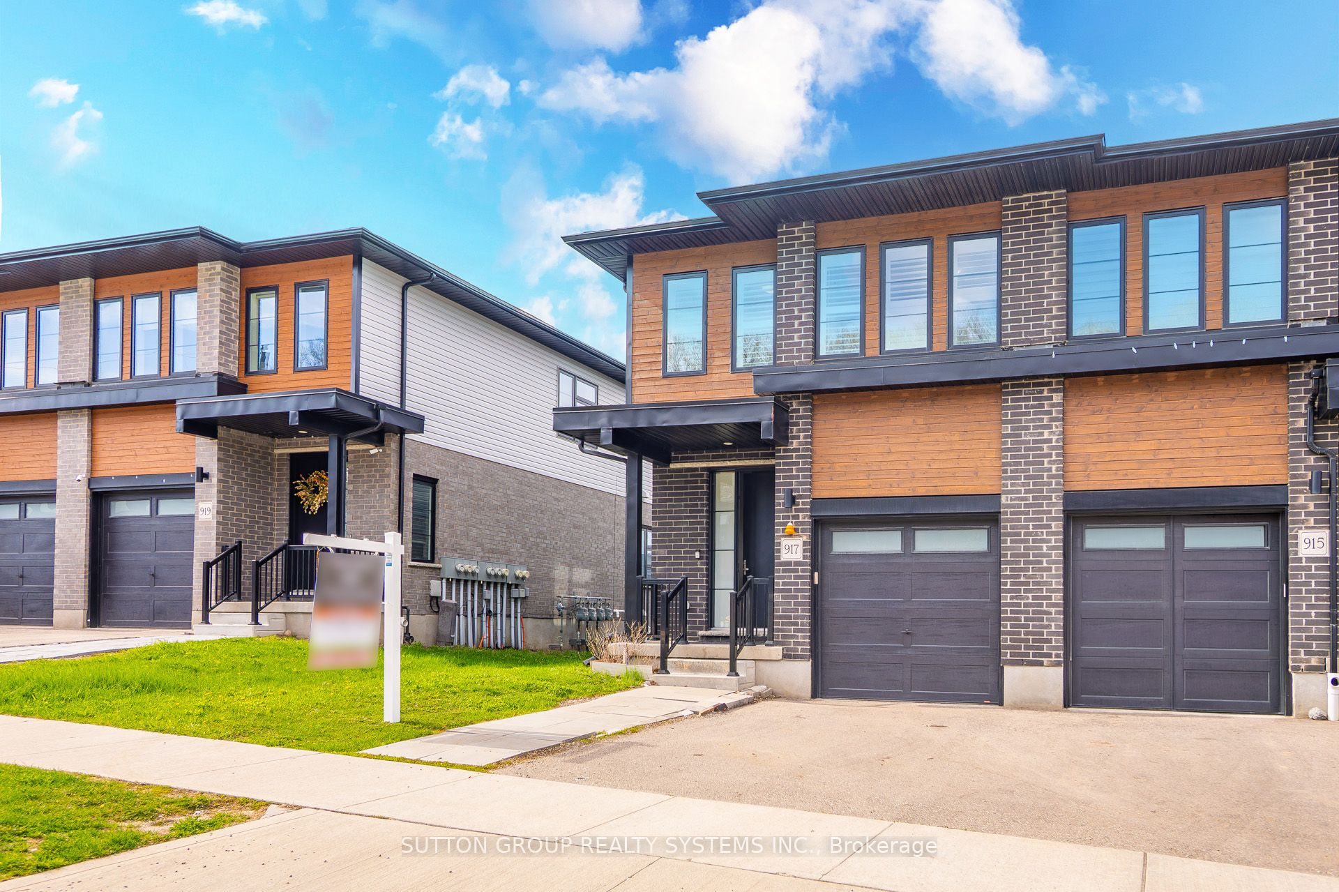 Additional image 3 of 917 Robert Ferrie Drive, Kitchener, ON, N2R 0P2