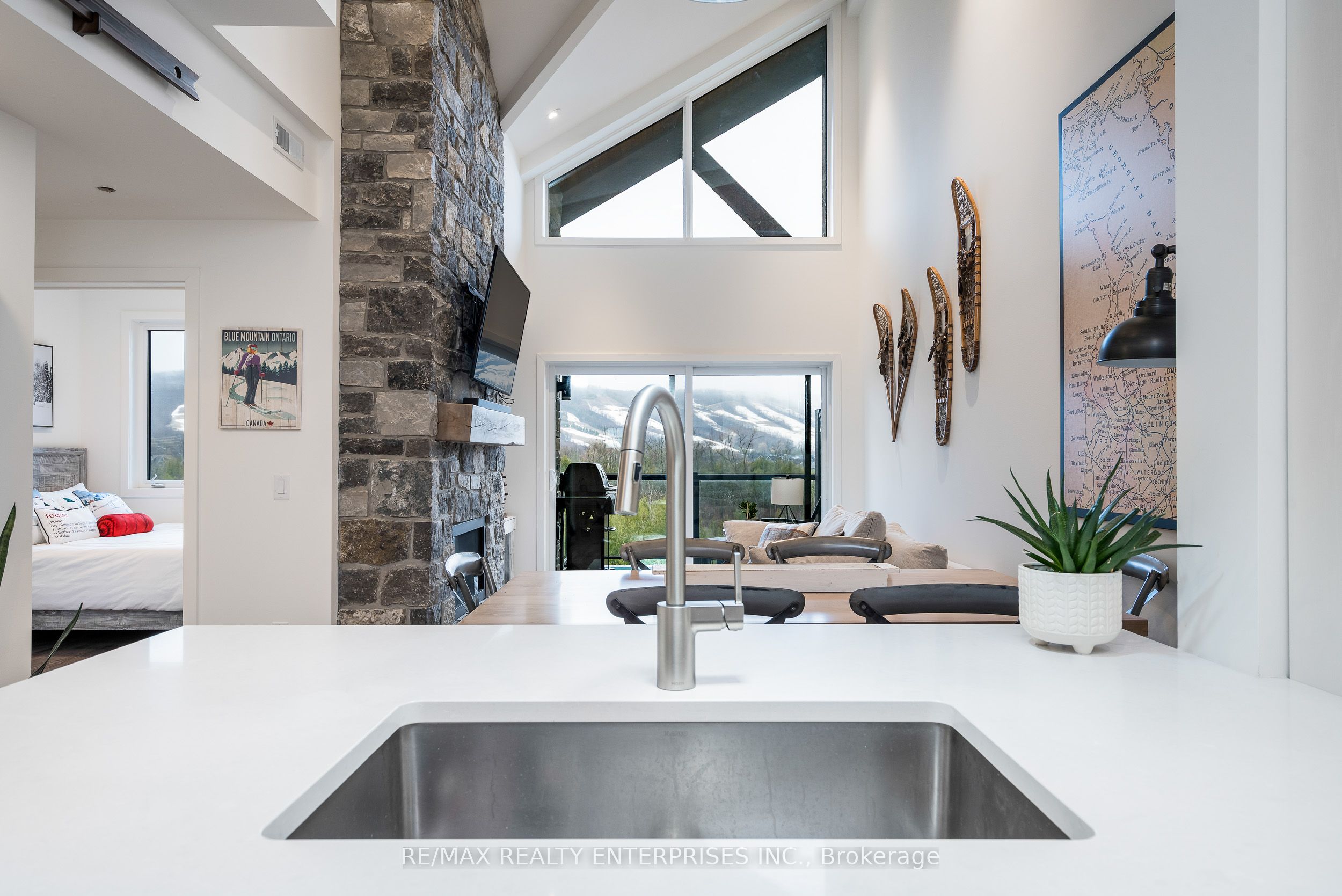 Additional image 6 of 404-16 Beckwith Lane, Blue Mountains, ON, L9Y 0H2