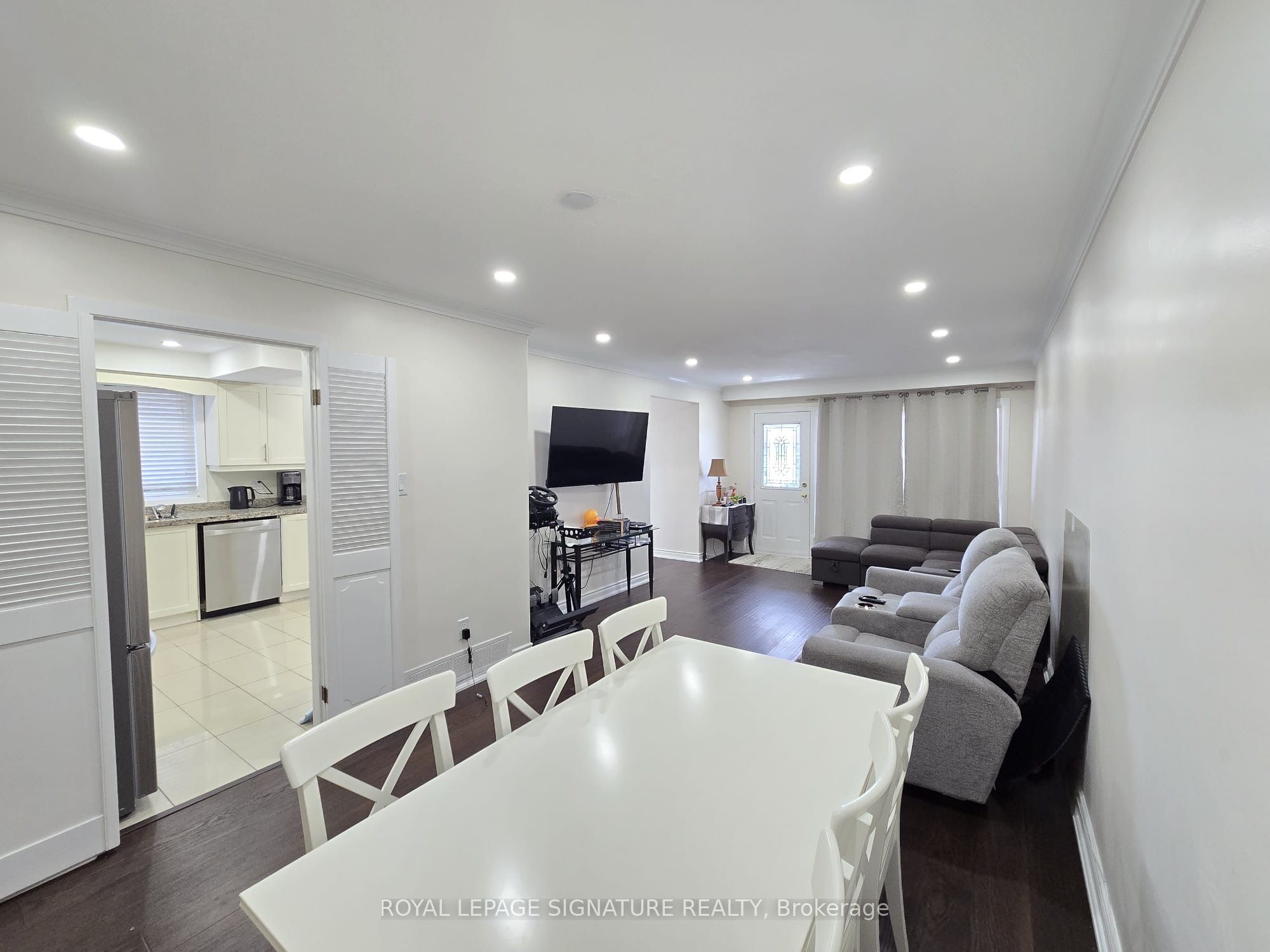 Additional image 6 of Upper-23 Benrubin Drive, Toronto, ON, M9L 2H3