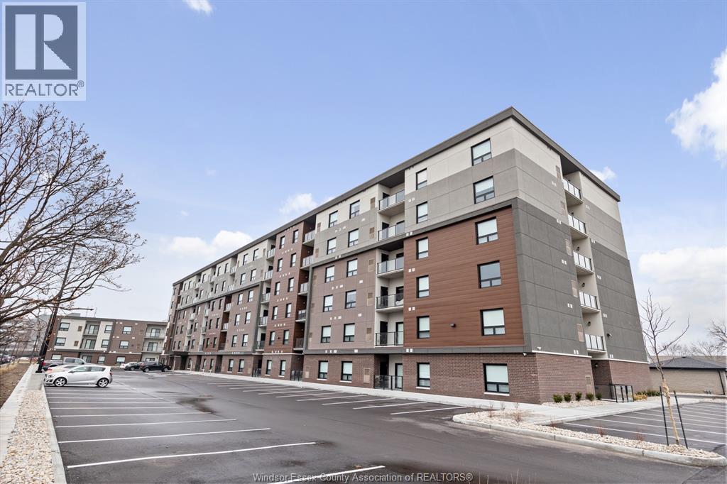 215-11870 Tecumseh Road East, Tecumseh, ON, N8N0J5