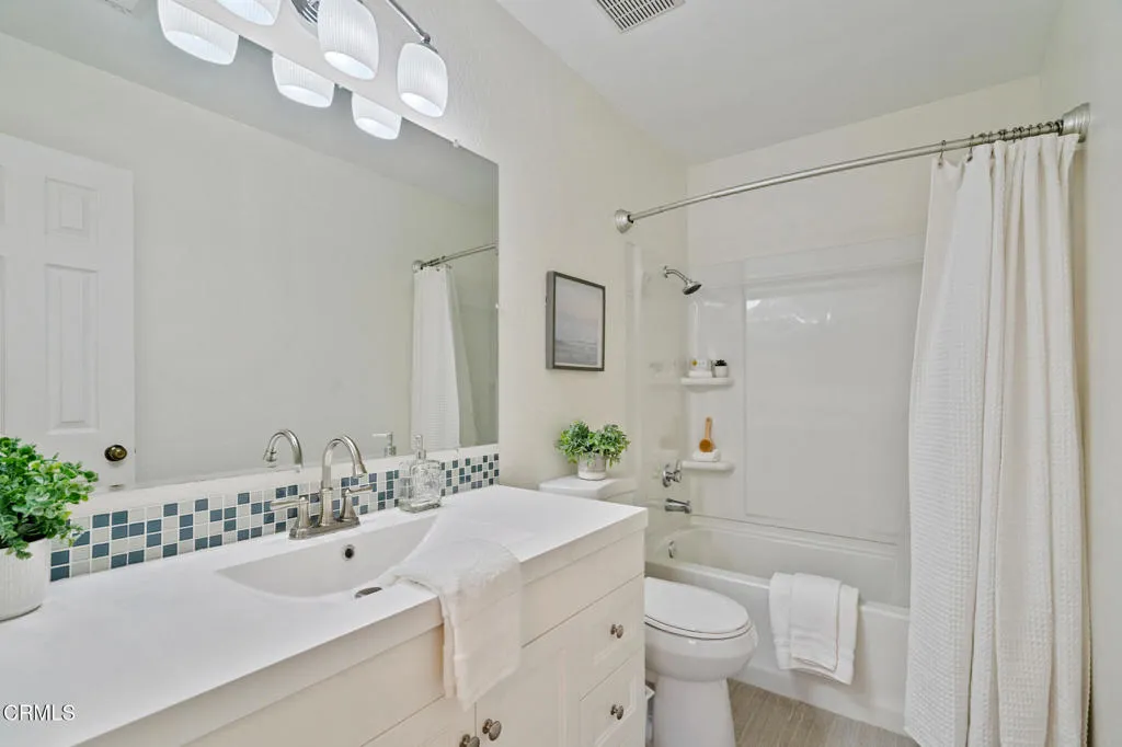 Additional image 18 of 544 E Magnolia Blvd Unit D, Burbank, CA 91501
