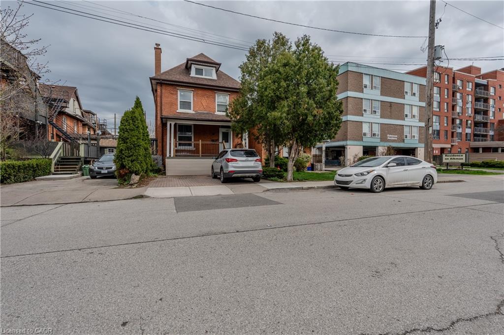 B-11 Aikman Avenue, Hamilton, ON, L8M 1P6