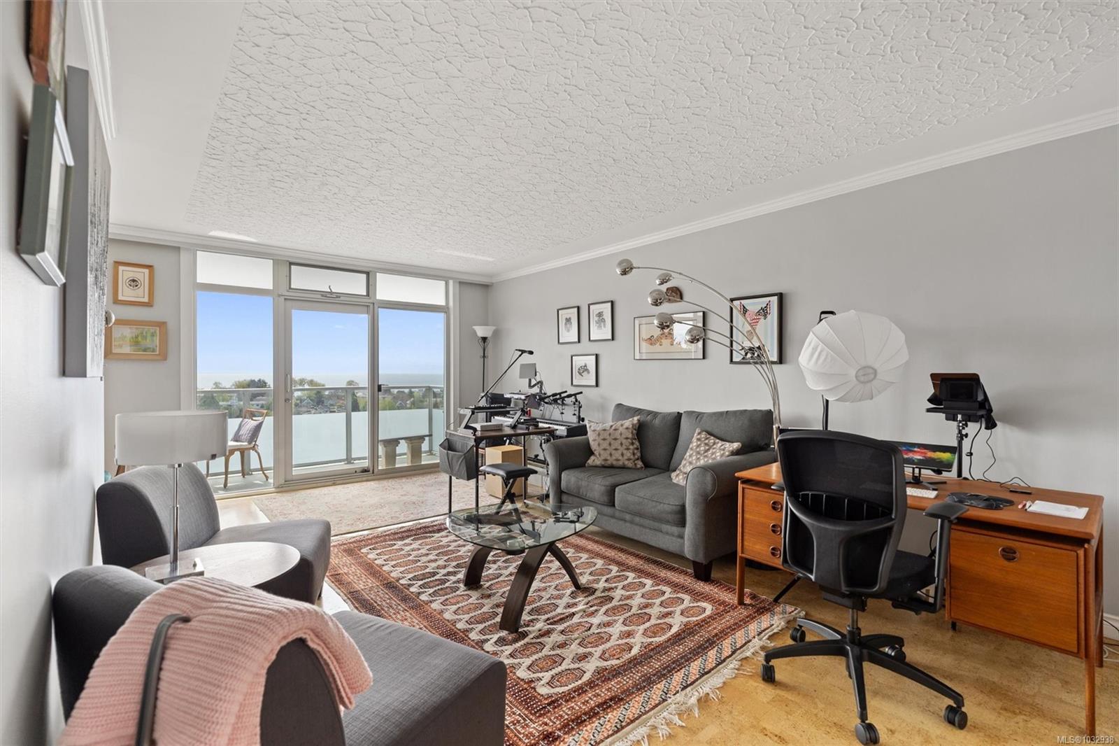 Additional image 3 of 1005-250 Douglas Street, Victoria, BC, V8V 2P4