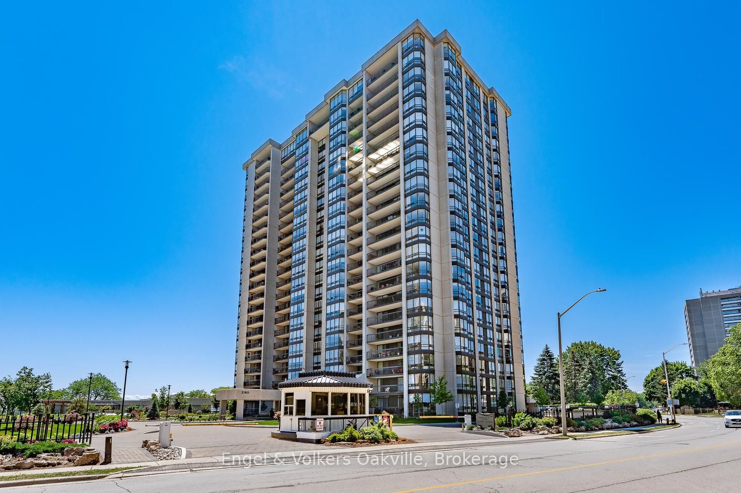Additional image 2 of 205-2180 Marine Drive, Oakville, ON, L6L 5V2