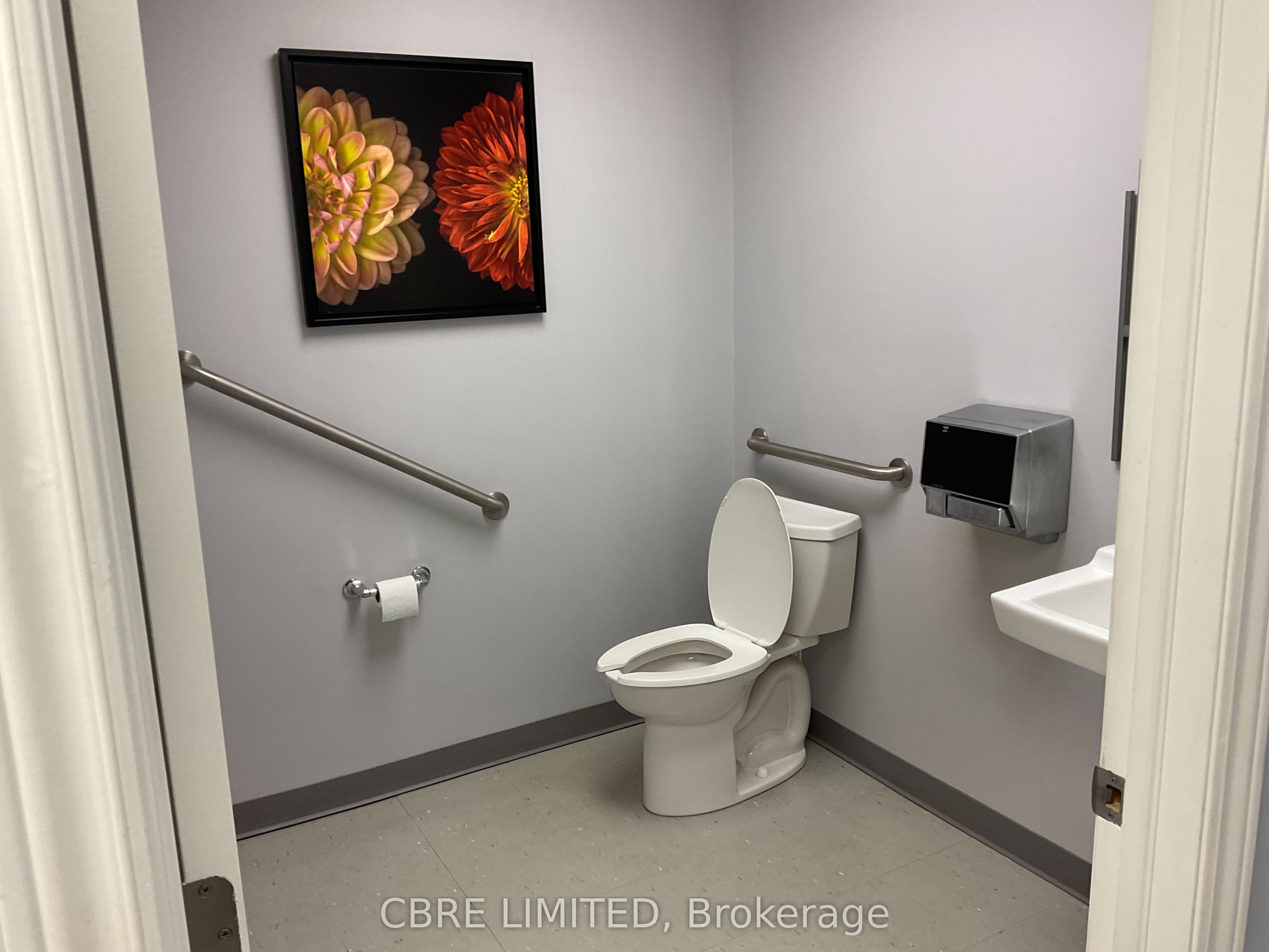 Additional image 5 of 827 O'connor Drive, Toronto, ON, M4B 2S7