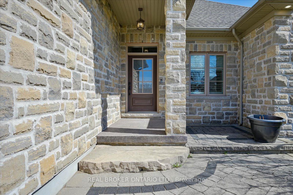 Additional image 3 of 945 Riverstone Court, Kitchener, ON, N2P 0A3