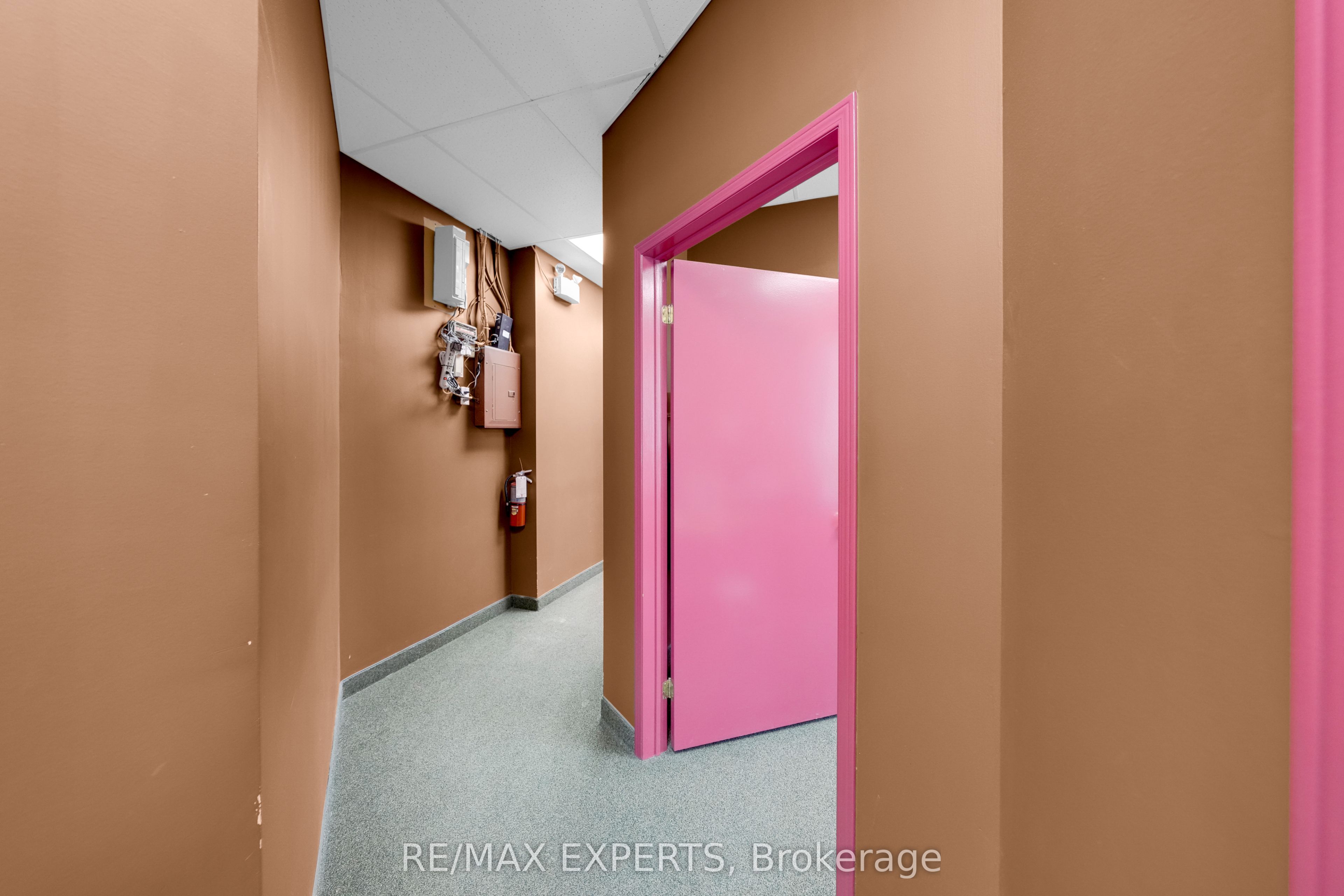 Additional image 6 of 202-10083 Keele Street, Vaughan, ON, L6A 3Y8