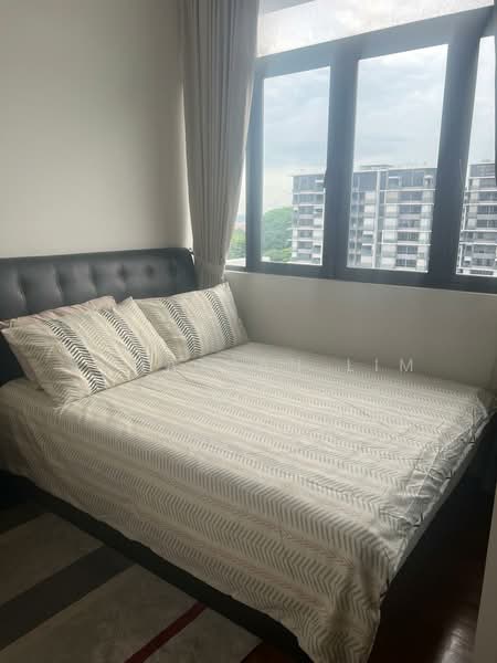 Additional image 3 of 2 Tanah Merah Kechil Link