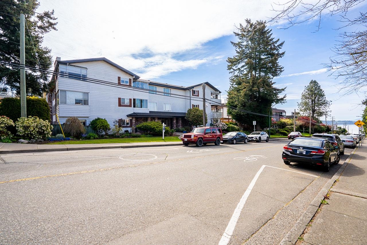 Additional image 2 of 204-1390 Martin Street, White Rock, BC, V4B 3W5
