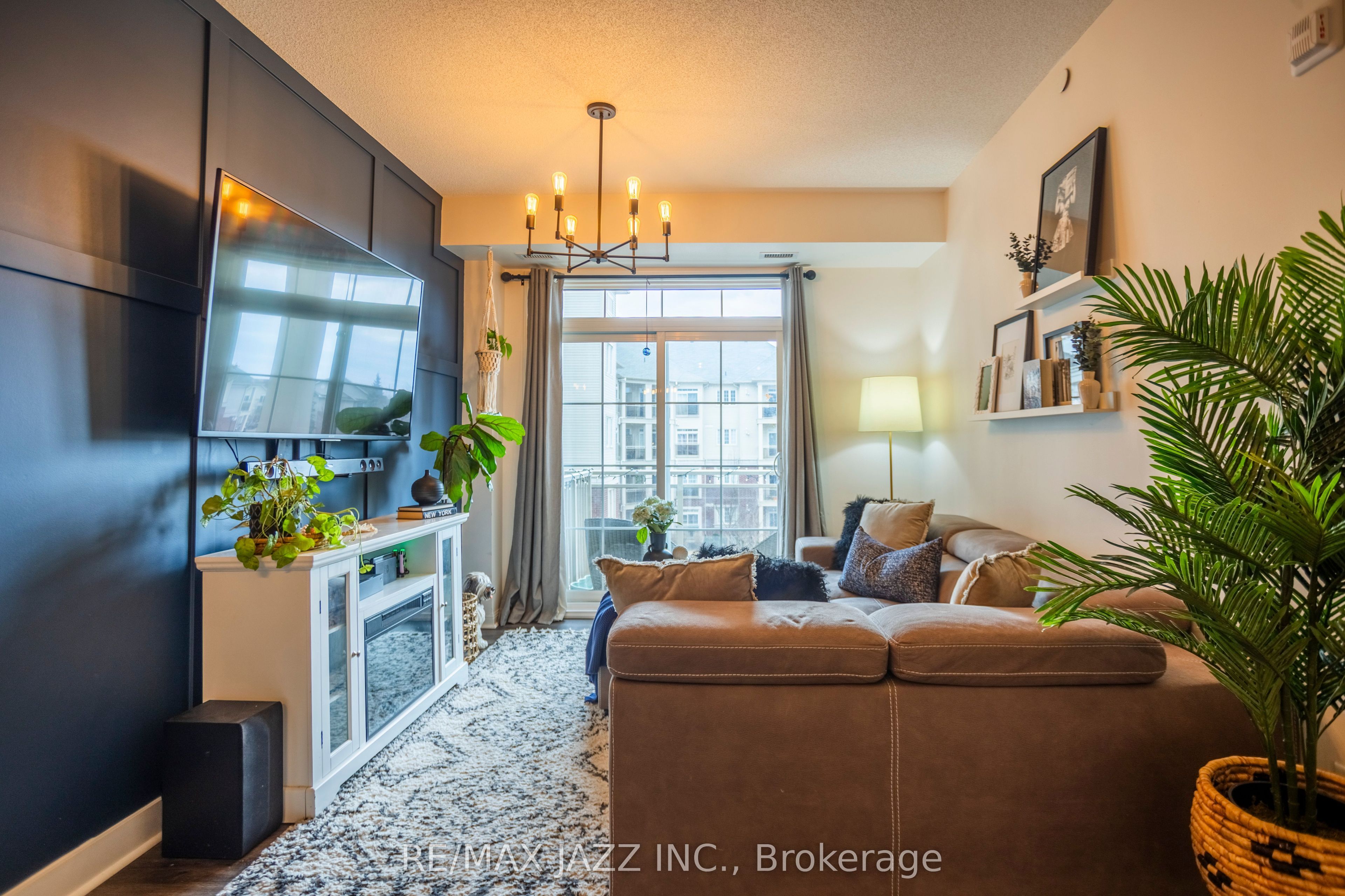 308-80 Aspen Springs Drive, Clarington, ON, L1C 0V4 photo 2