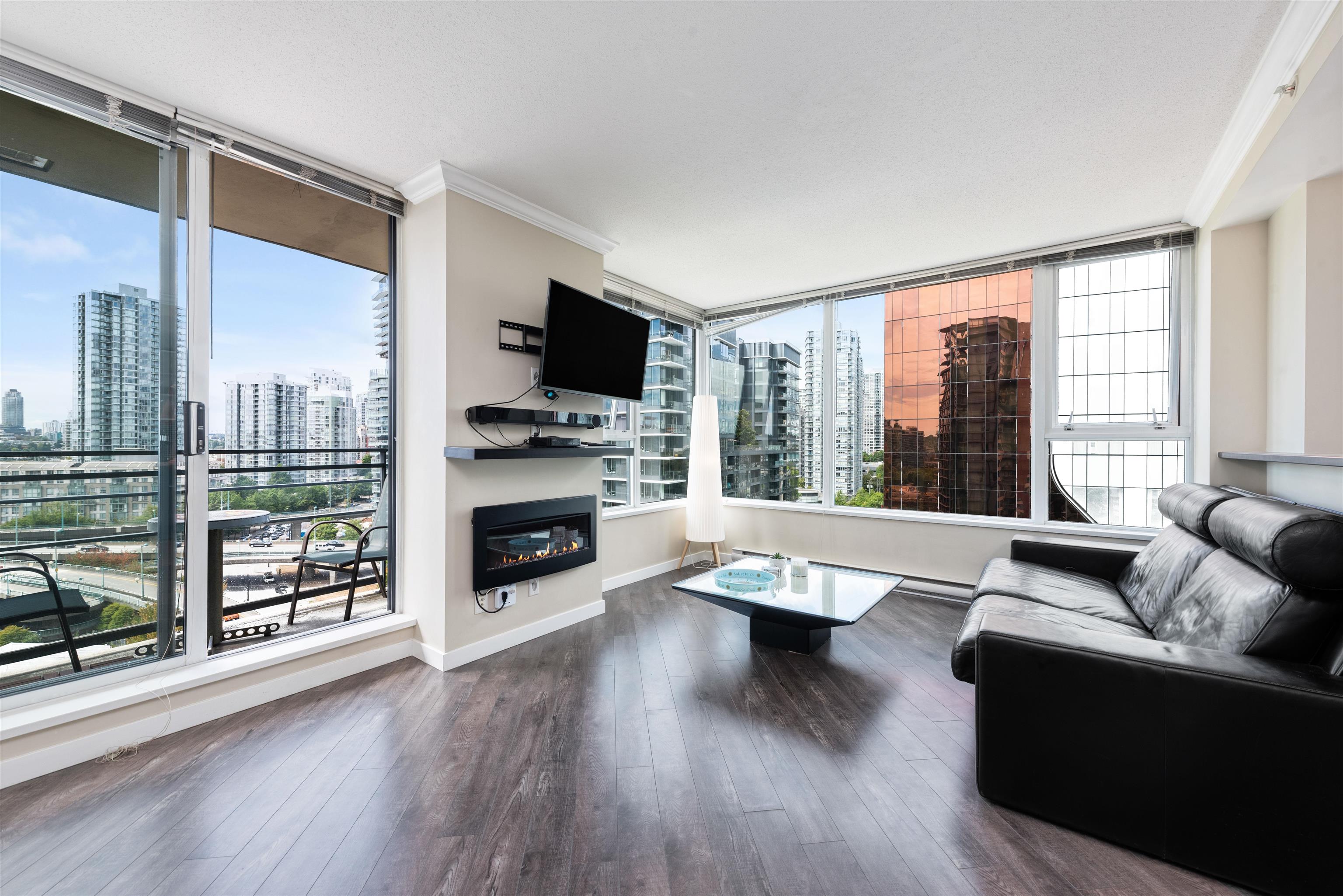 Additional image 3 of 1606-33 Smithe Street, Vancouver, BC, V6B 0B5