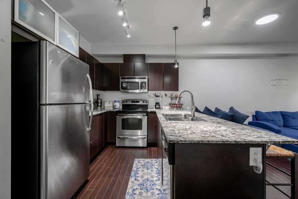 Additional image 5 of 309-9655 King George Boulevard, Surrey, BC, V3T 0C7