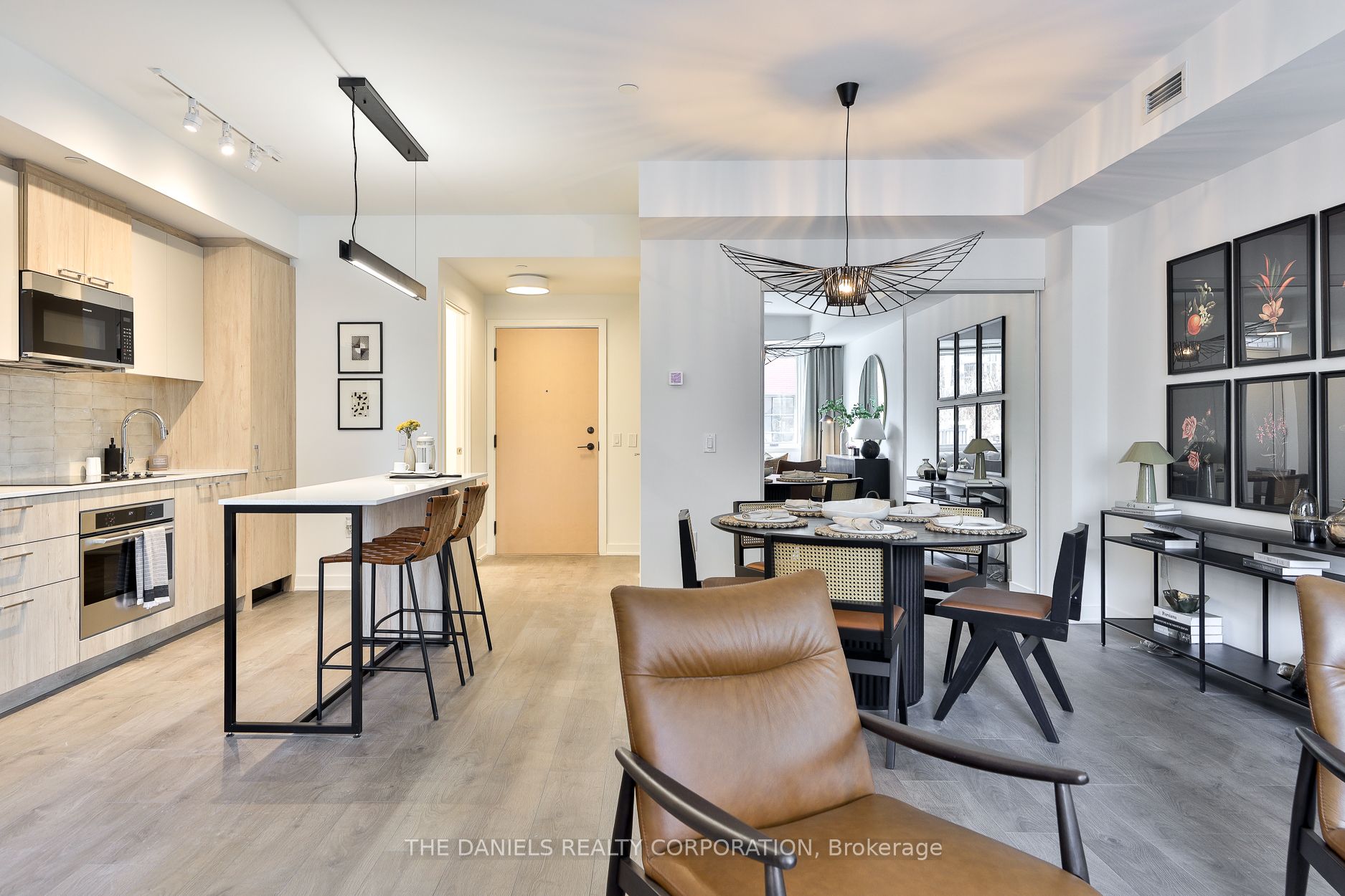 Additional image 2 of 106-10 Oak Street, Toronto, ON, M5A 0Y7