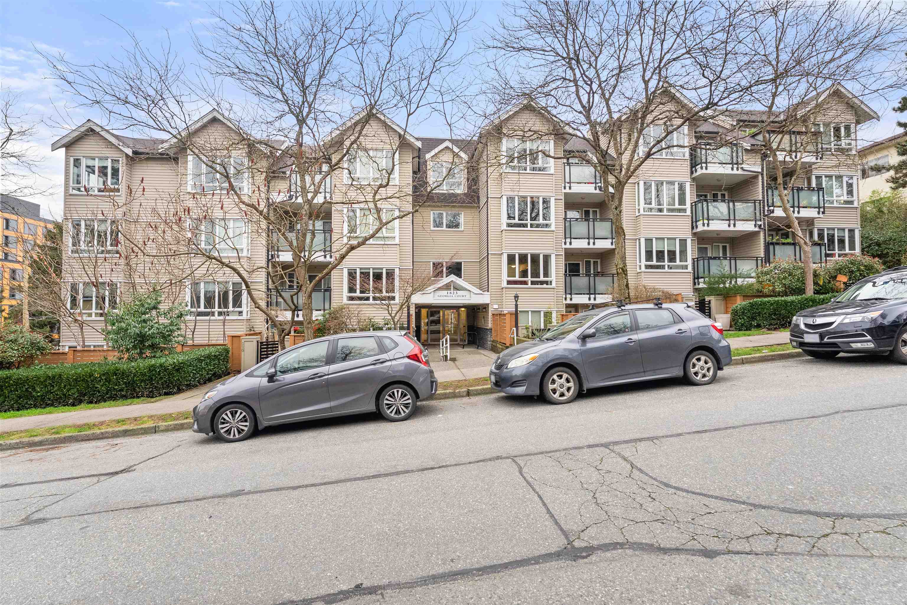 308-1823 Georgia Street E, Vancouver, BC, V5L 2B5
