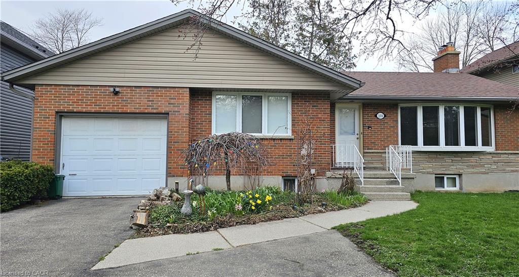 Additional image 2 of UPPER-208 Montgomery Road, Kitchener, ON, N2H 3P7