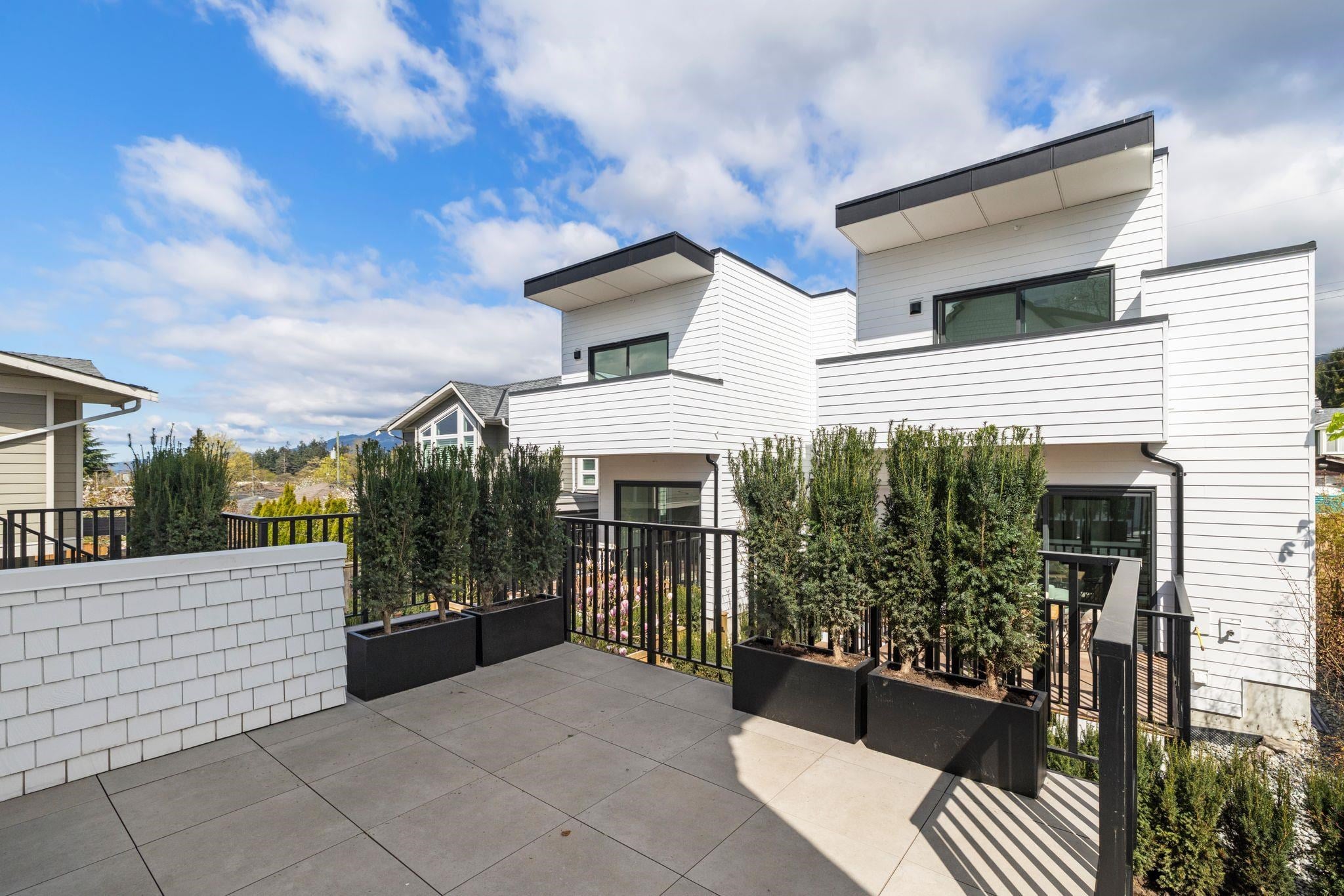 Additional image 6 of 1-326 14th Street W, North Vancouver, BC, V7M 1P6
