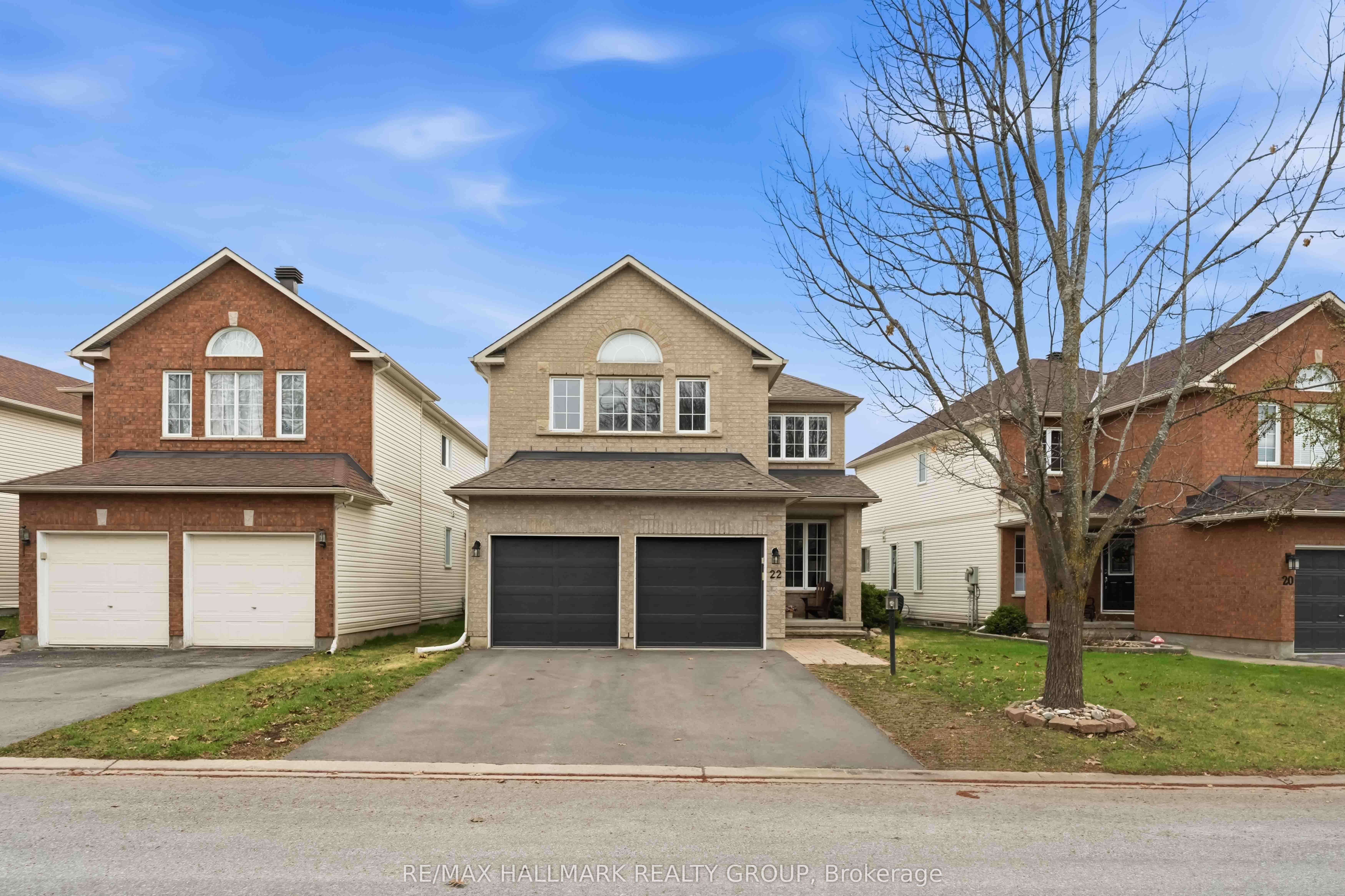 22 Oak Grove Street, Ottawa, ON, K2G 6R4