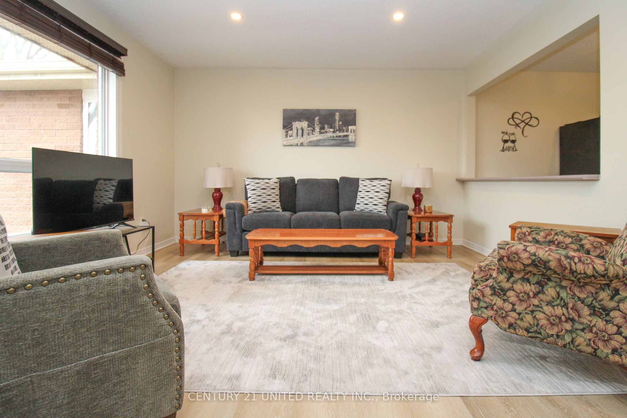 Additional image 4 of 204-1110 Clonsilla Avenue, Peterborough, ON, K9J 5Y5