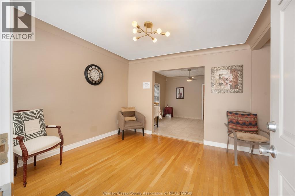 Additional image 6 of MAIN-907 Gladstone Avenue, Windsor, ON, N9A2R5