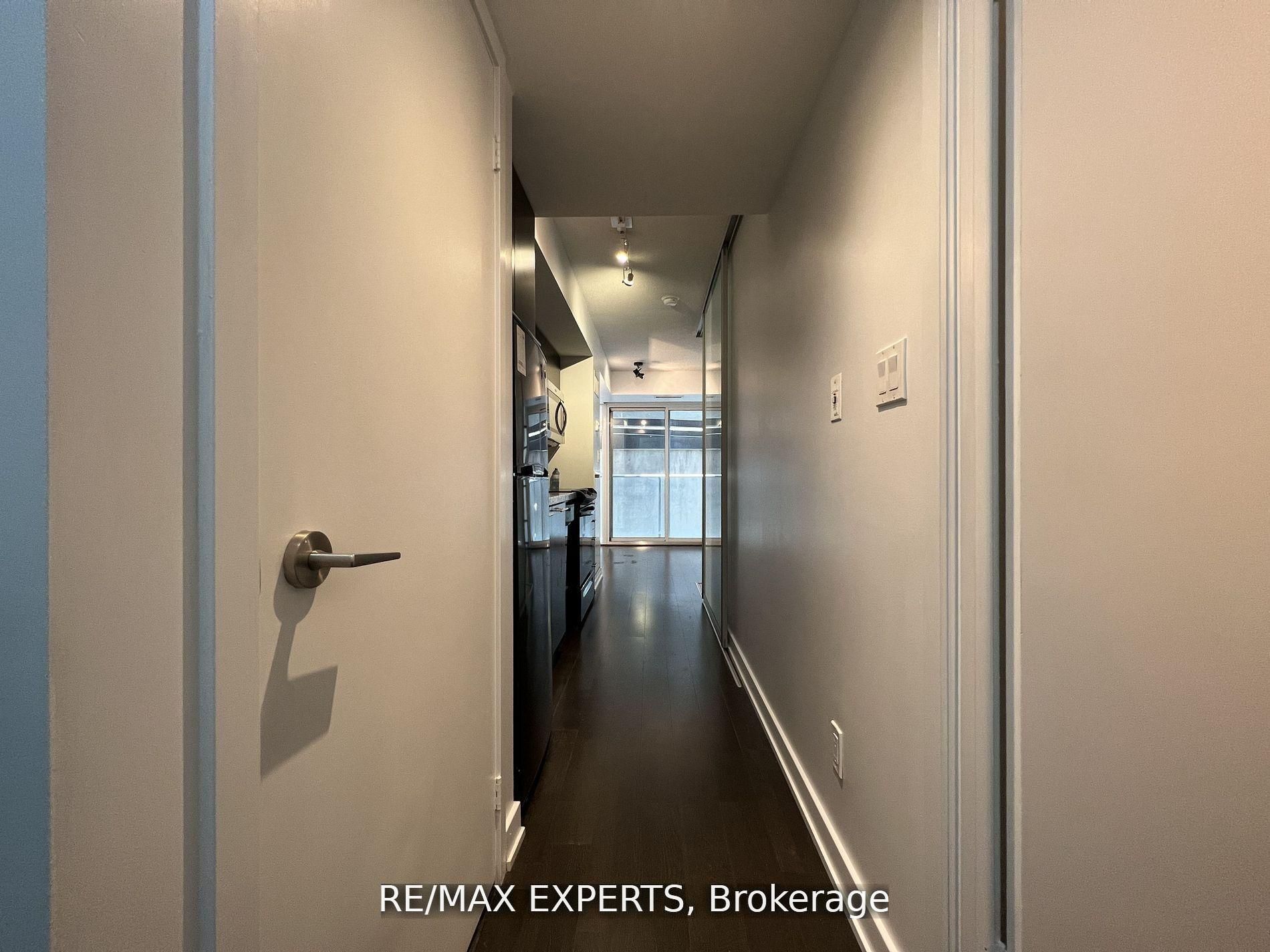 Additional image 6 of 302-126 Simcoe Street, Toronto, ON, M5H 4E6