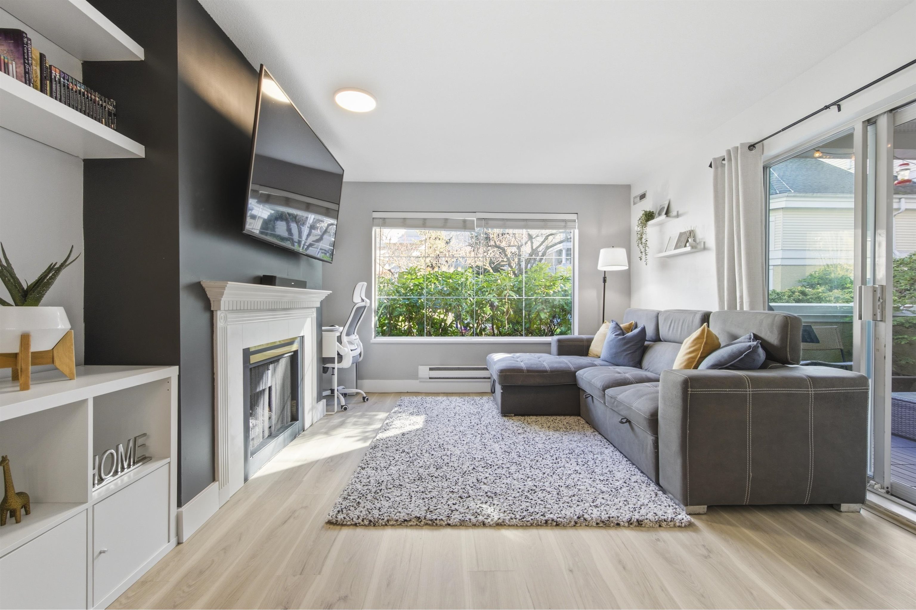 111-6820 Rumble Street, Burnaby, BC, V5E 4H9