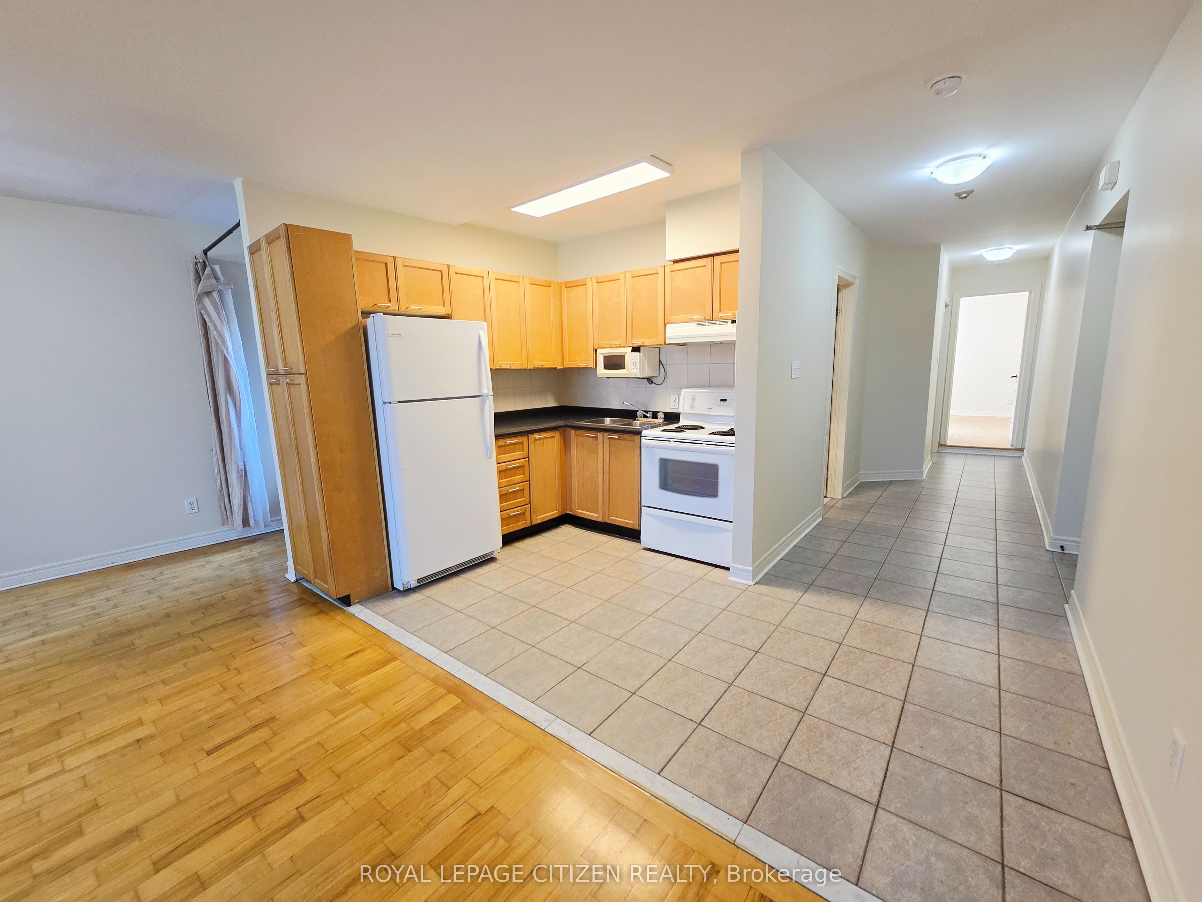 Additional image 3 of Apt 2-5317 Highway 7 N/a, Vaughan, ON, L4L 1T4