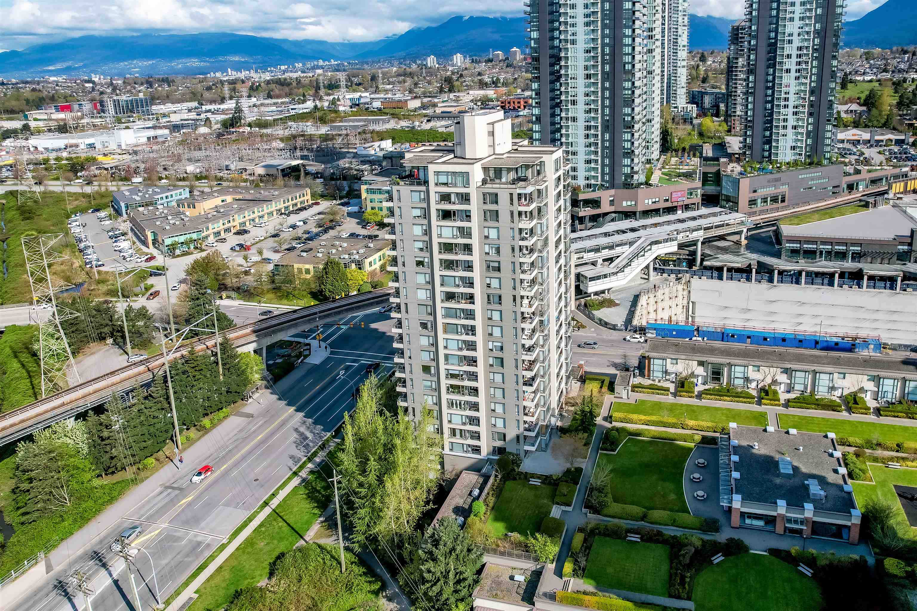Additional image 4 of 406-4118 Dawson Street, Burnaby, BC, V5C 0A3