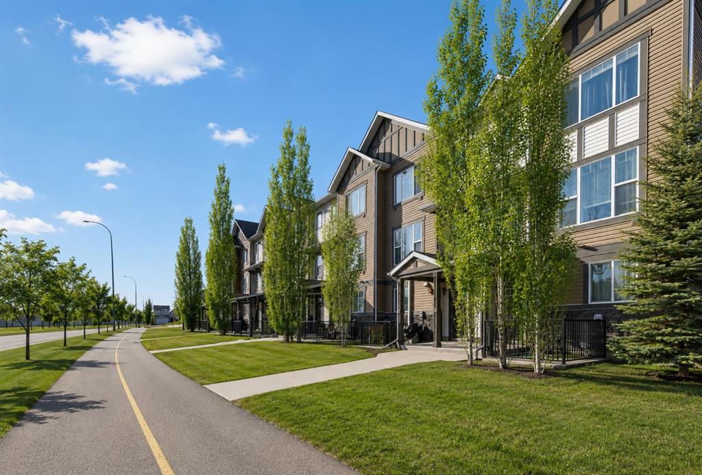258 New Brighton Walk SE, Calgary, AB, T2Z 5C7