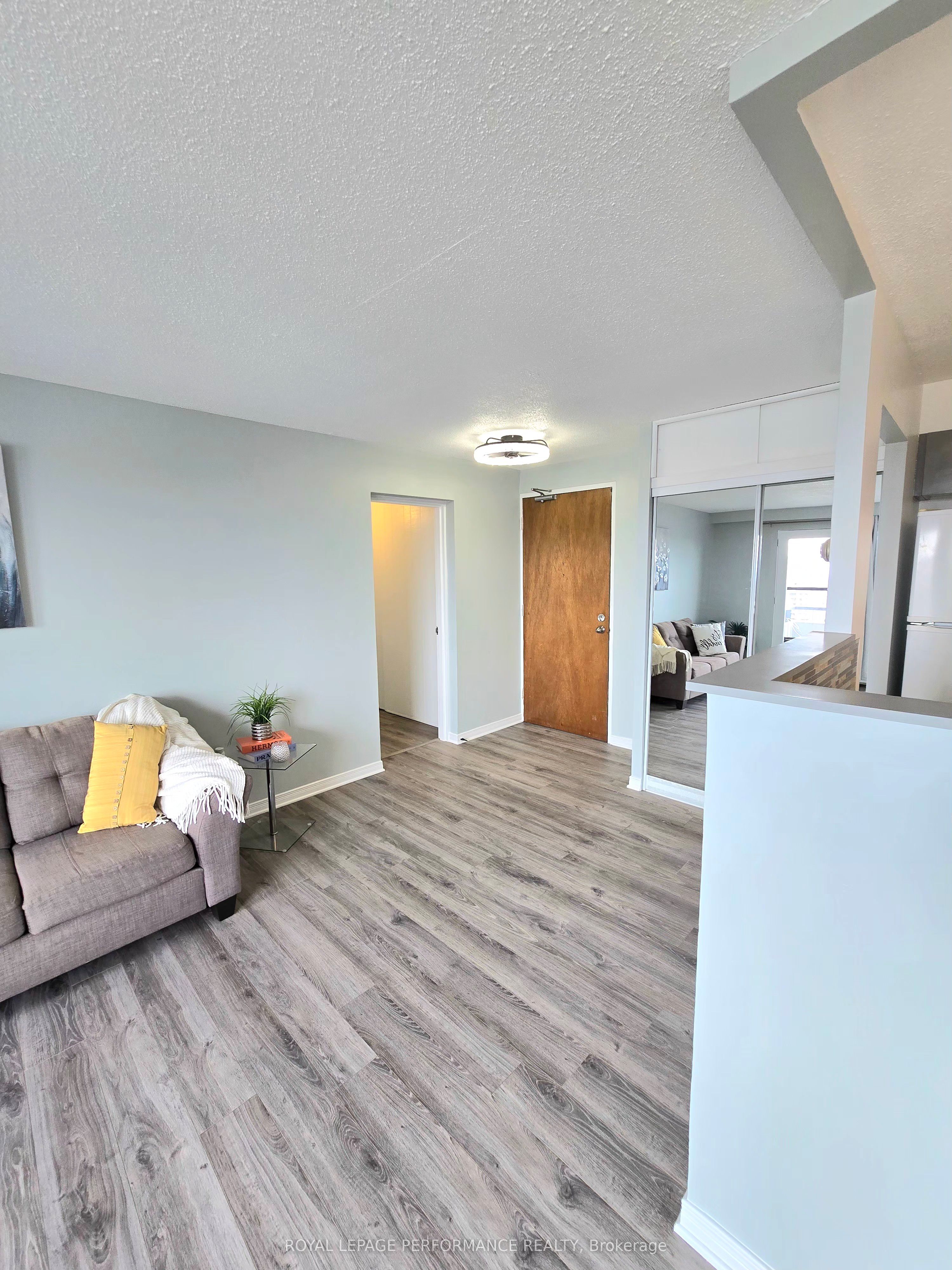 Additional image 6 of 1113-20 Chesterton Drive, Ottawa, ON, K2E 6Z7