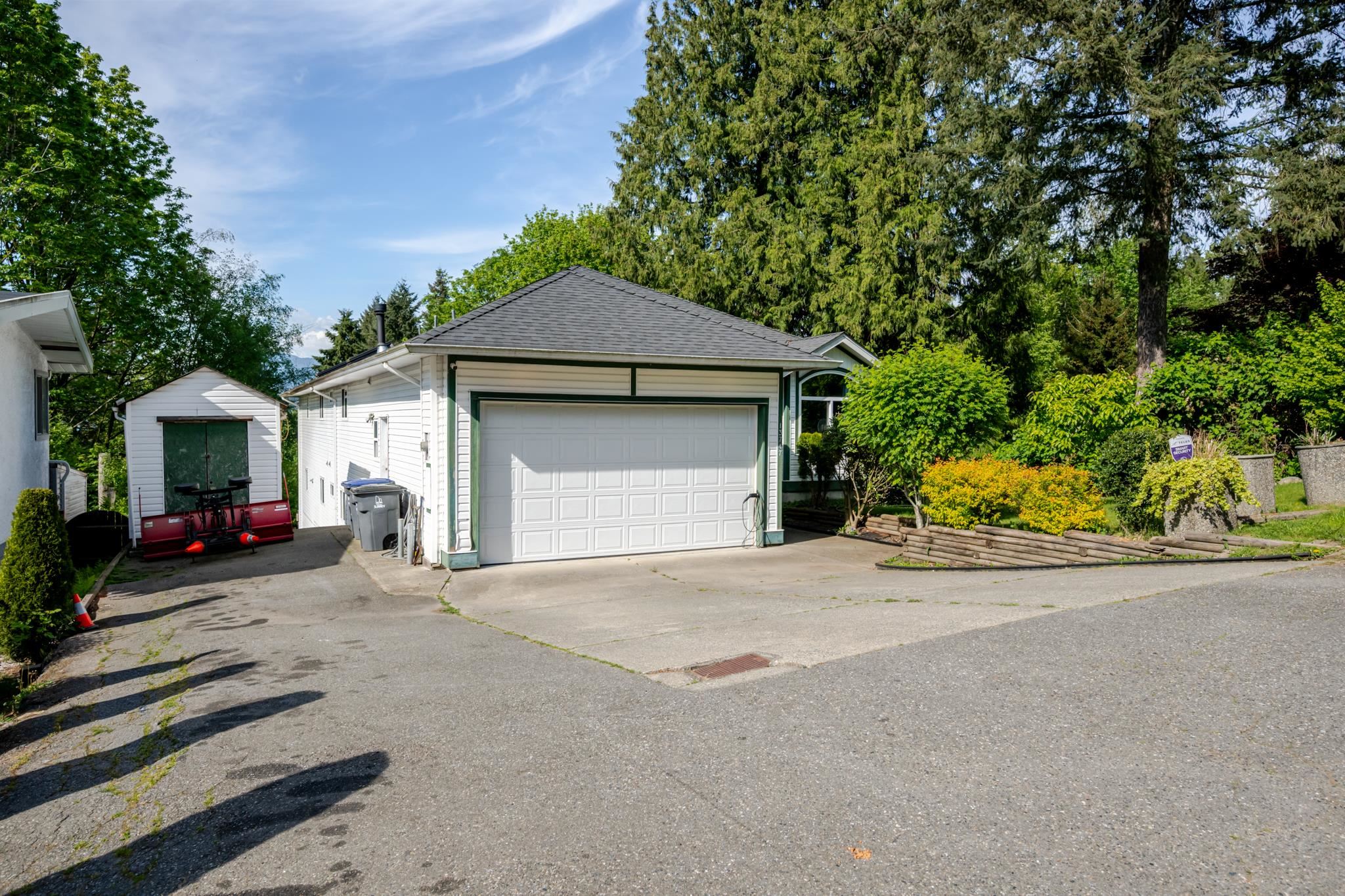 Additional image 2 of 13747 115 Avenue, Surrey, BC, V3R 2P1