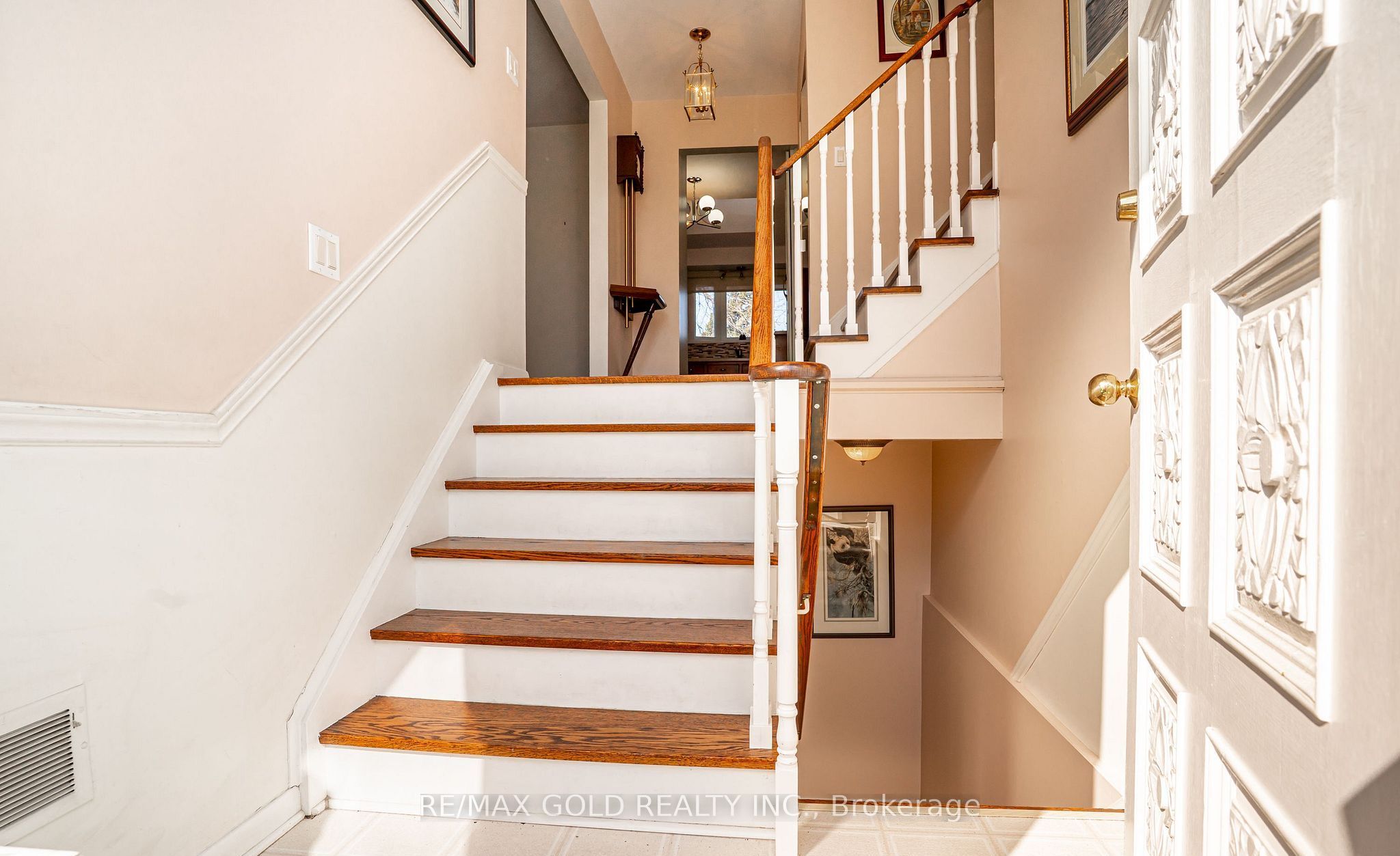Additional image 5 of 34 Deerfield Crescent, Brampton, ON, L6T 1K7