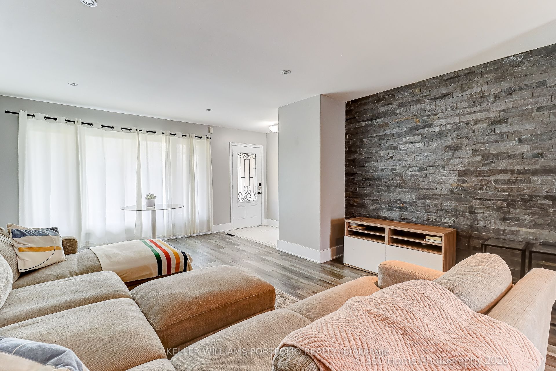 Additional image 5 of Upper Level-962 Willowdale Avenue, Oshawa, ON, L1H 1W4