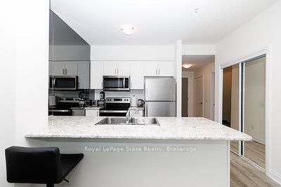 137-16 Concord Place, Grimsby, ON, L3M 0J1