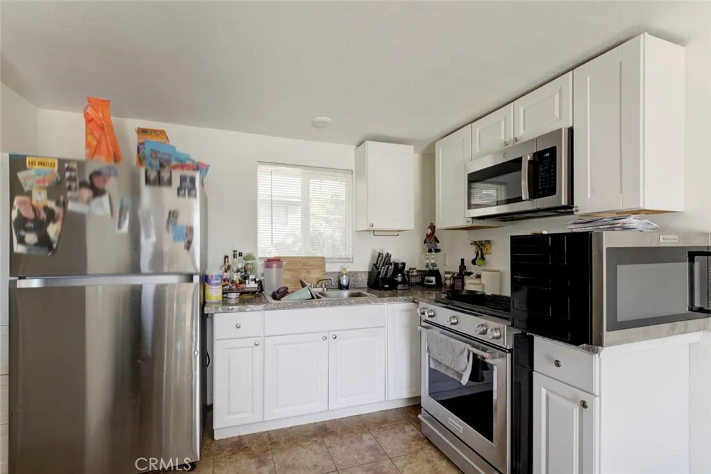 Additional image 31 of 8022 Longridge Avenue, North Hollywood, CA 91605