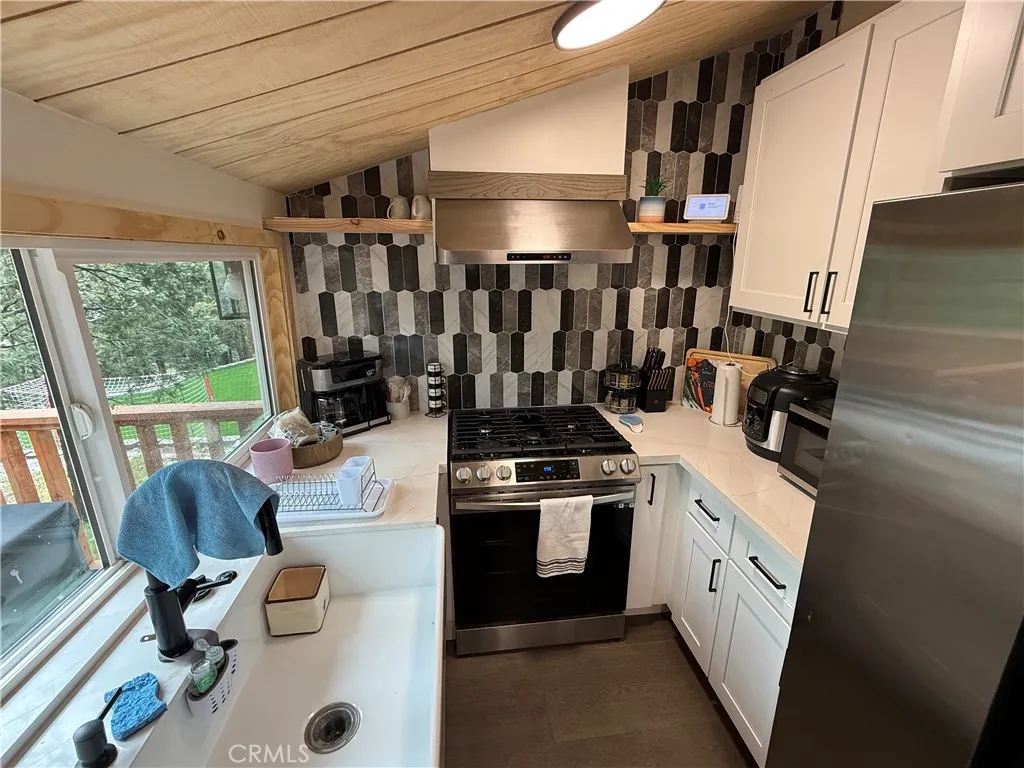 Additional image 21 of 25881 Sunset Loop, Twin Peaks, CA 92391